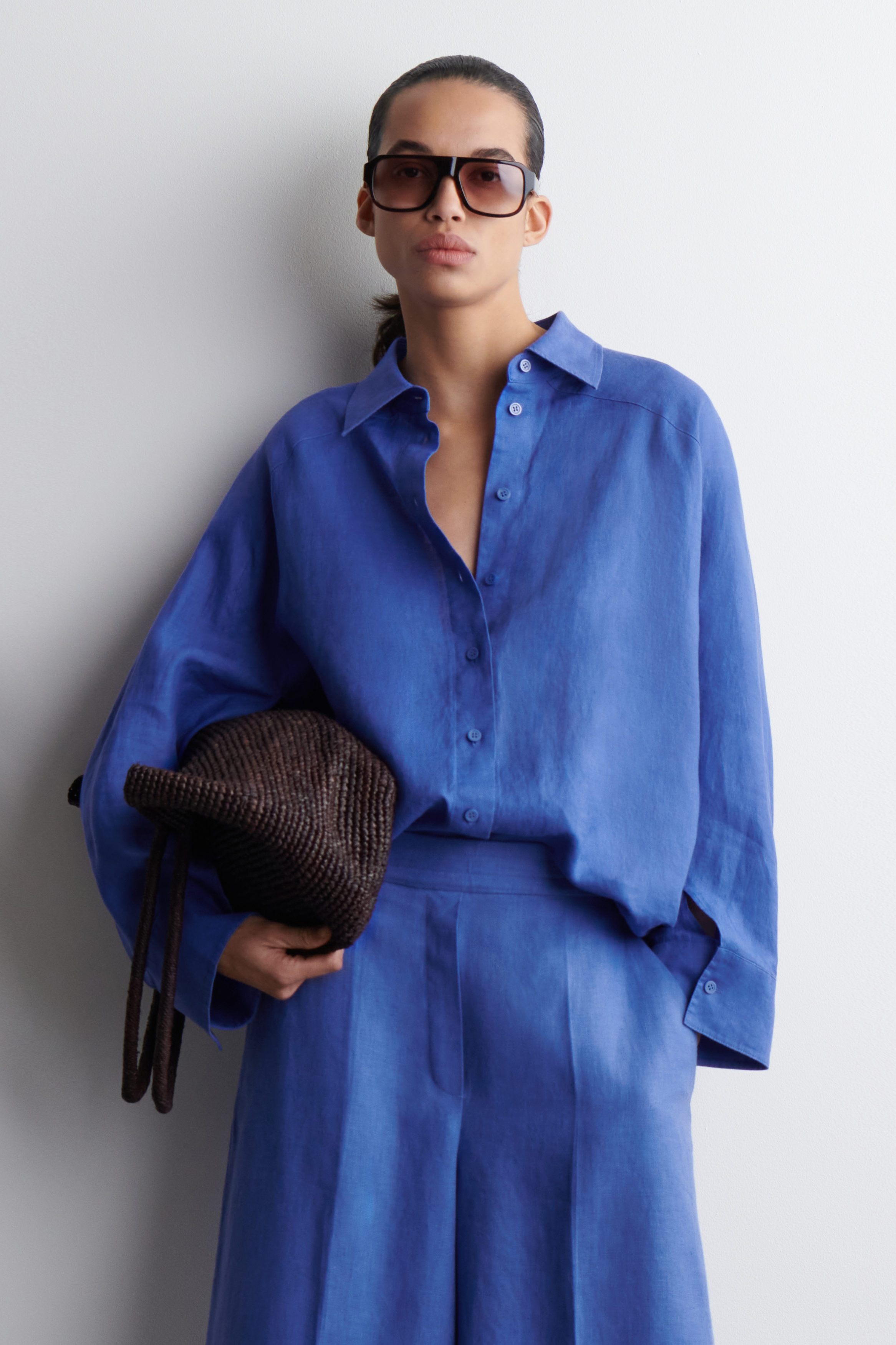 BOXY LINEN SHIRT - COBALT BLUE