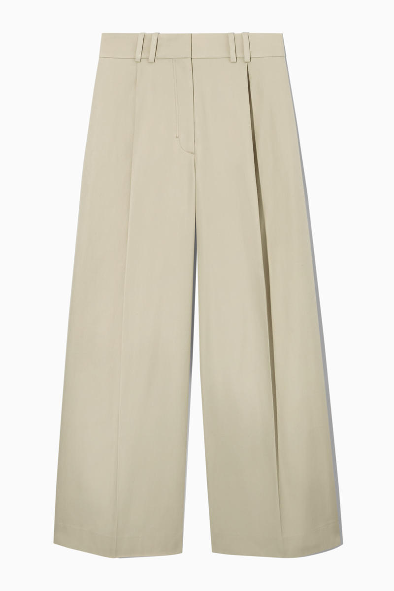 Pleated Wide-Leg Utility Trousers in Beige