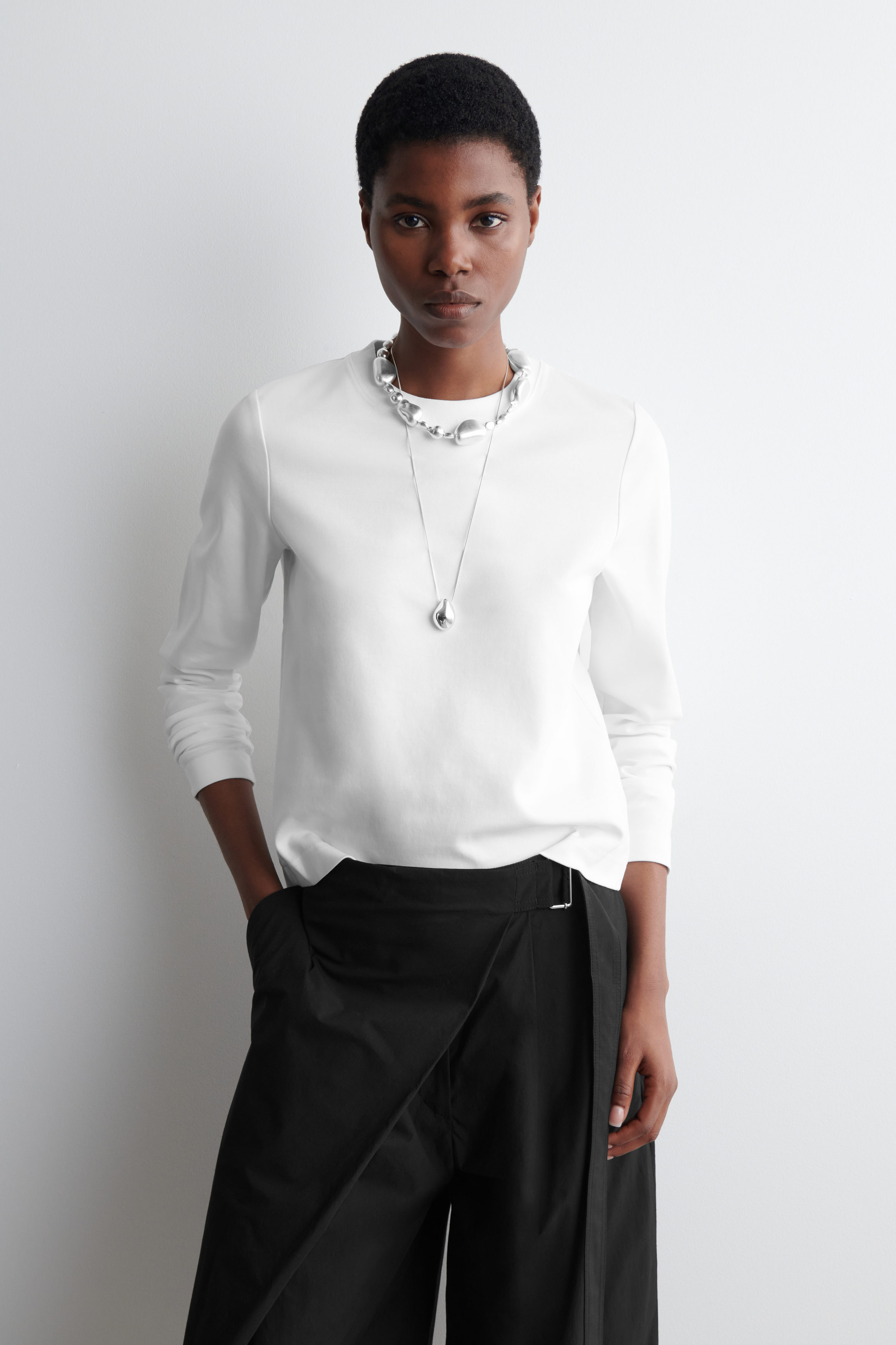 T-SHIRT À MANCHES LONGUES REGULAR ÉLÉGANT