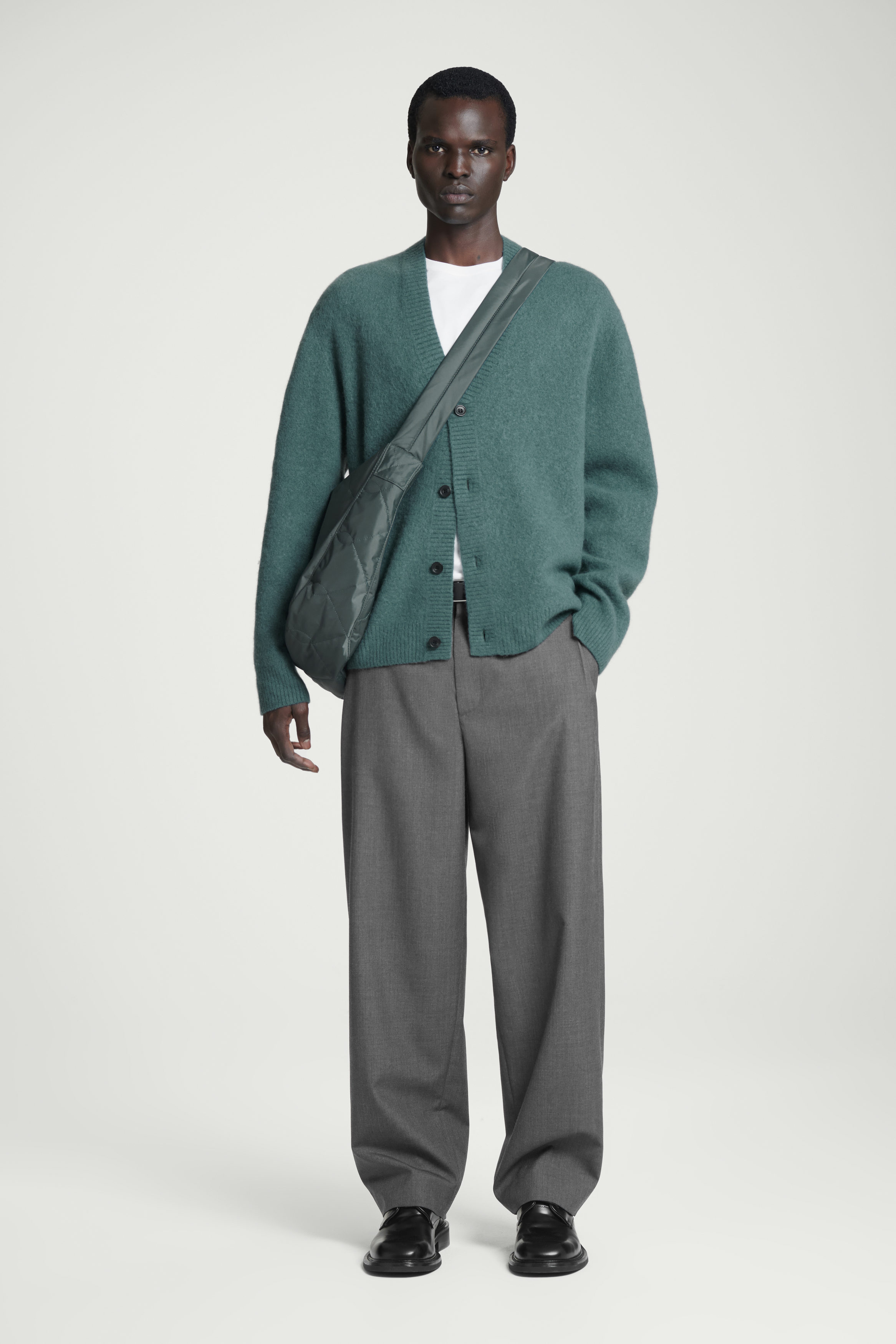バッグ・カバンその他   Men's Khaki CKJ Quilted Messenger Slingback HH4 5759_6022ecee92.jpg