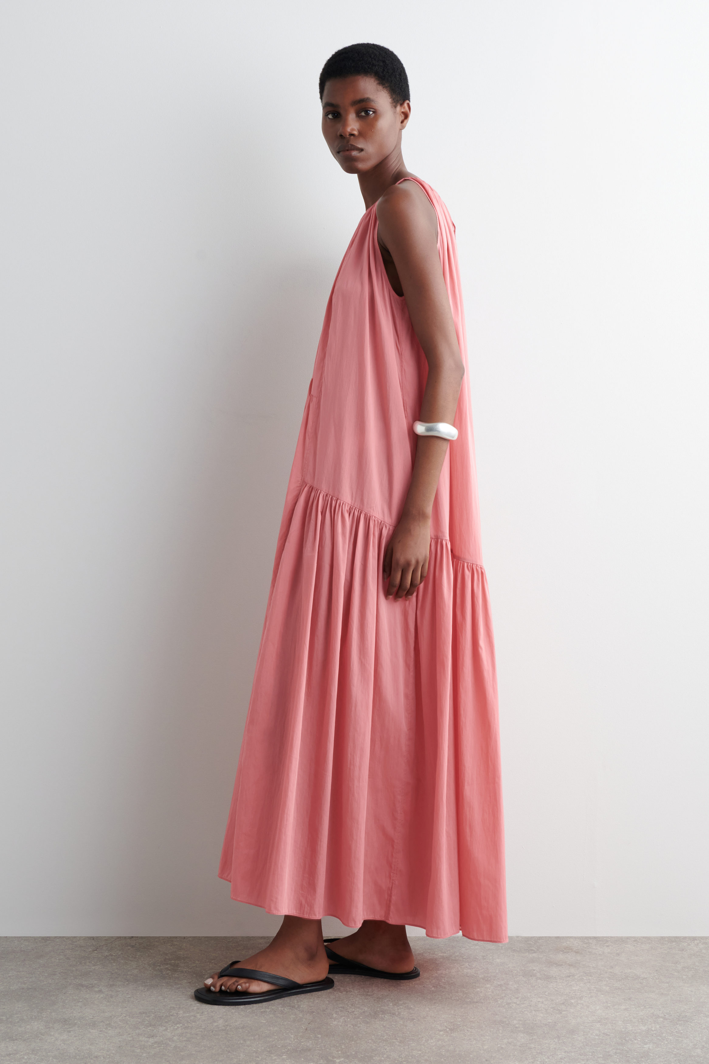 GATHERED HALTERNECK MAXI DRESS - PINK | COS