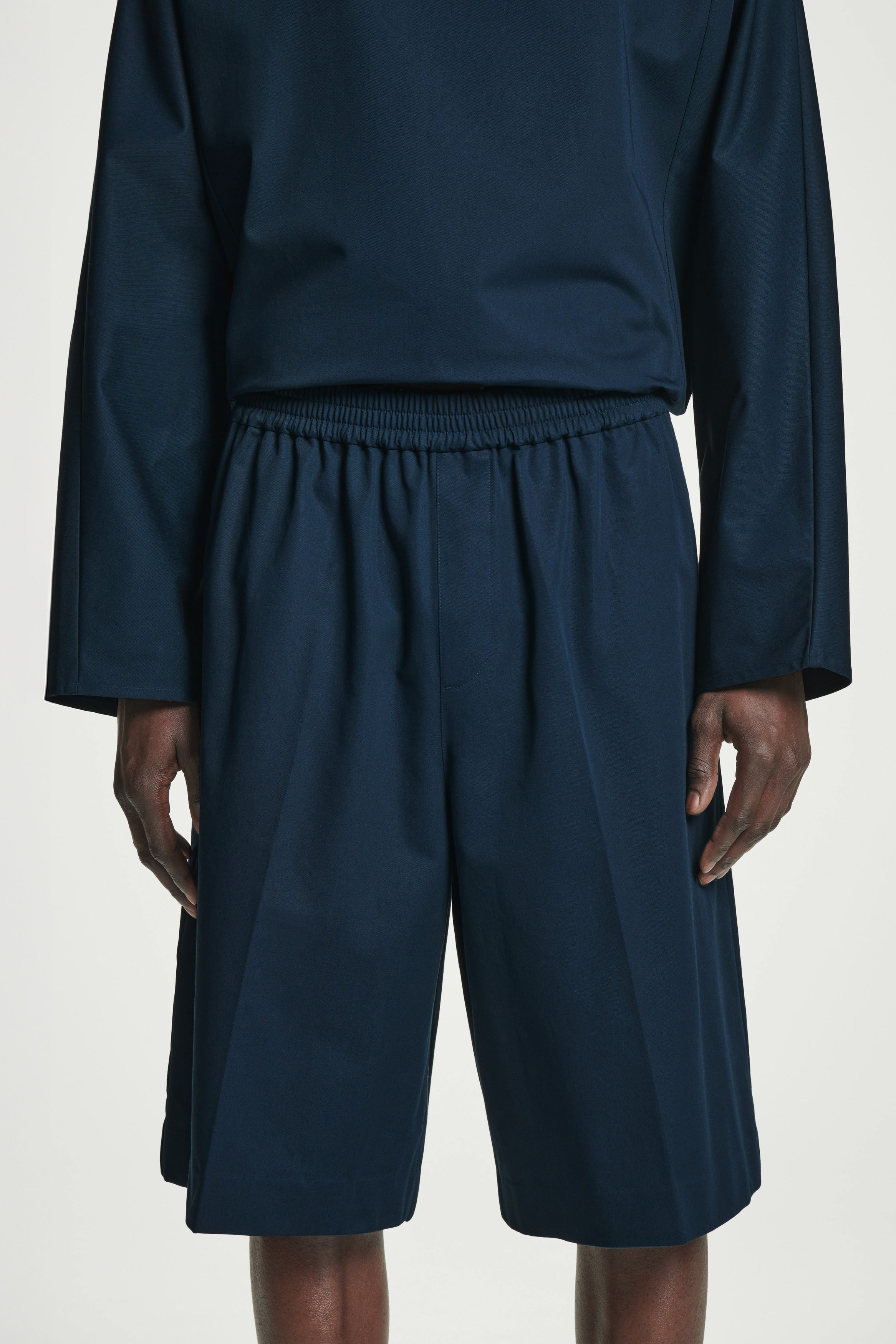 ★MAINBOOTH★(W)University Oversized Shorts(NAVY)★正規品 92cf0fe5a51508fc455dca23a897e5