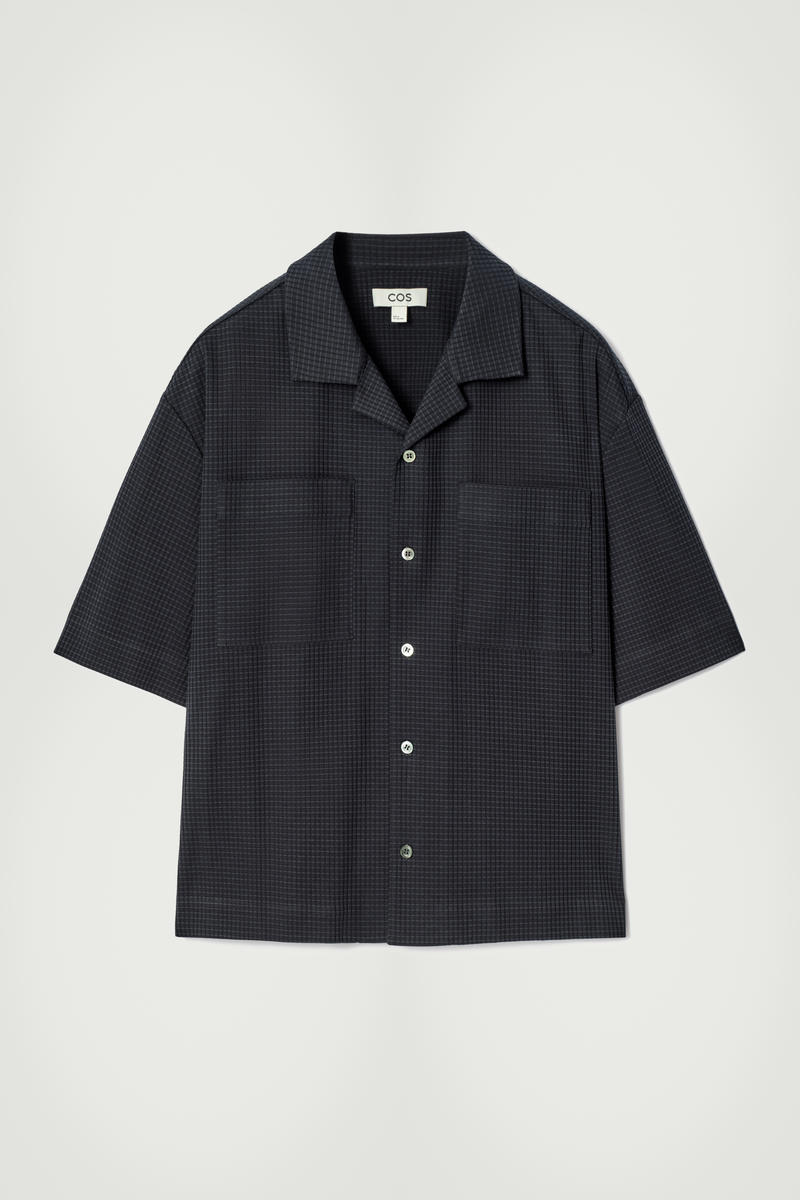 Relaxed Textured Cotton Resort Shirt in Navy