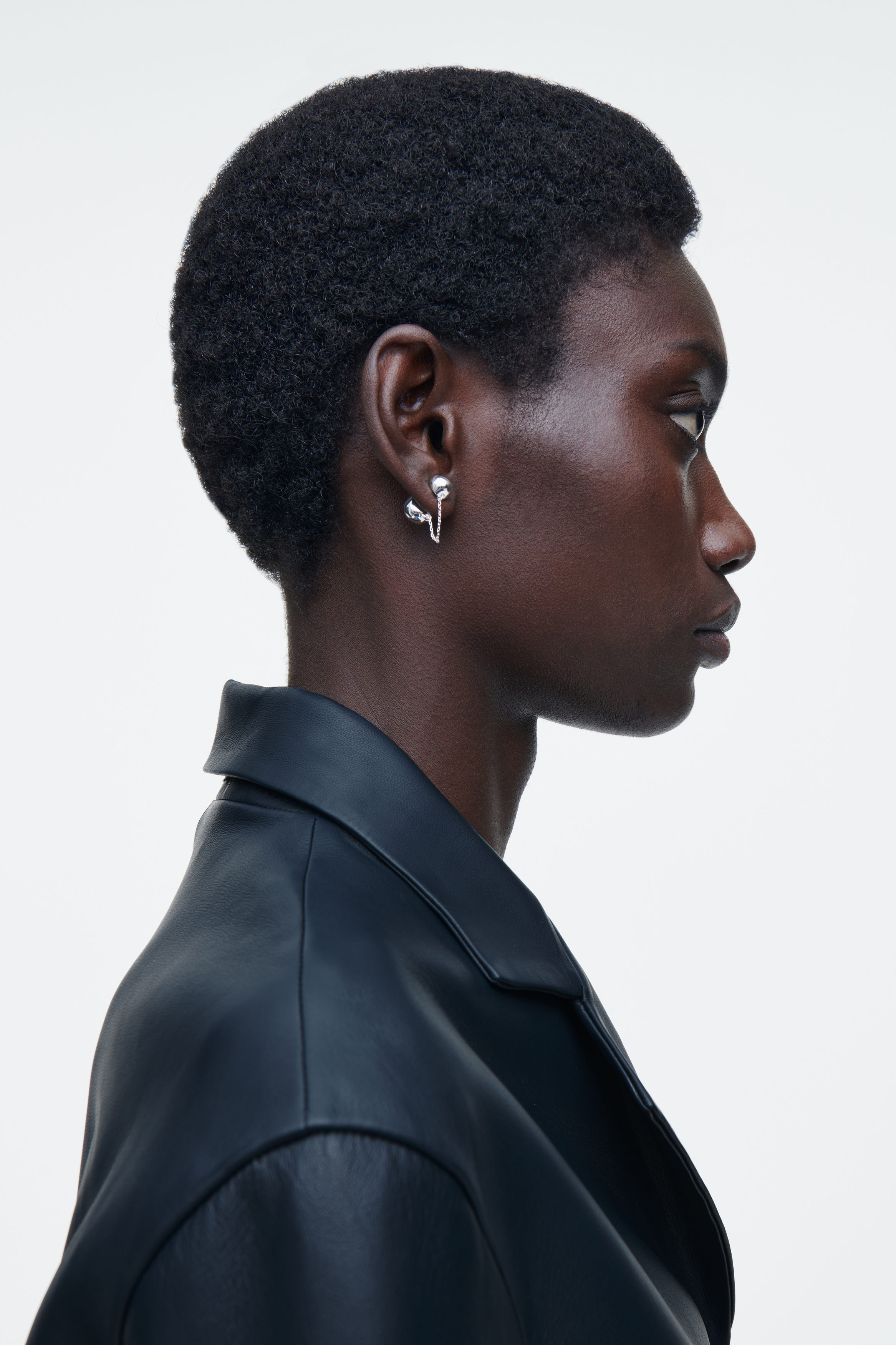 【HYERES LOR】25SS★ Pebble Silver Chunky One-Touch Earrings Jewellery | Silver Mini Chunky Hoop Earrings | boohoo