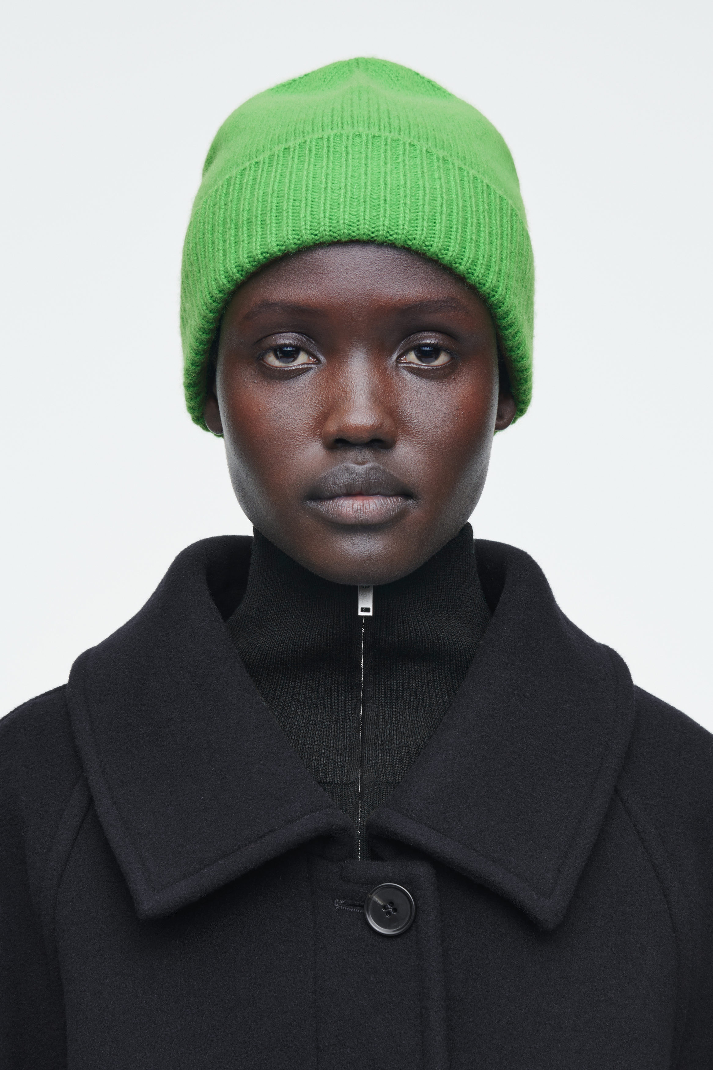 PURE CASHMERE BEANIE - BRIGHT GREEN