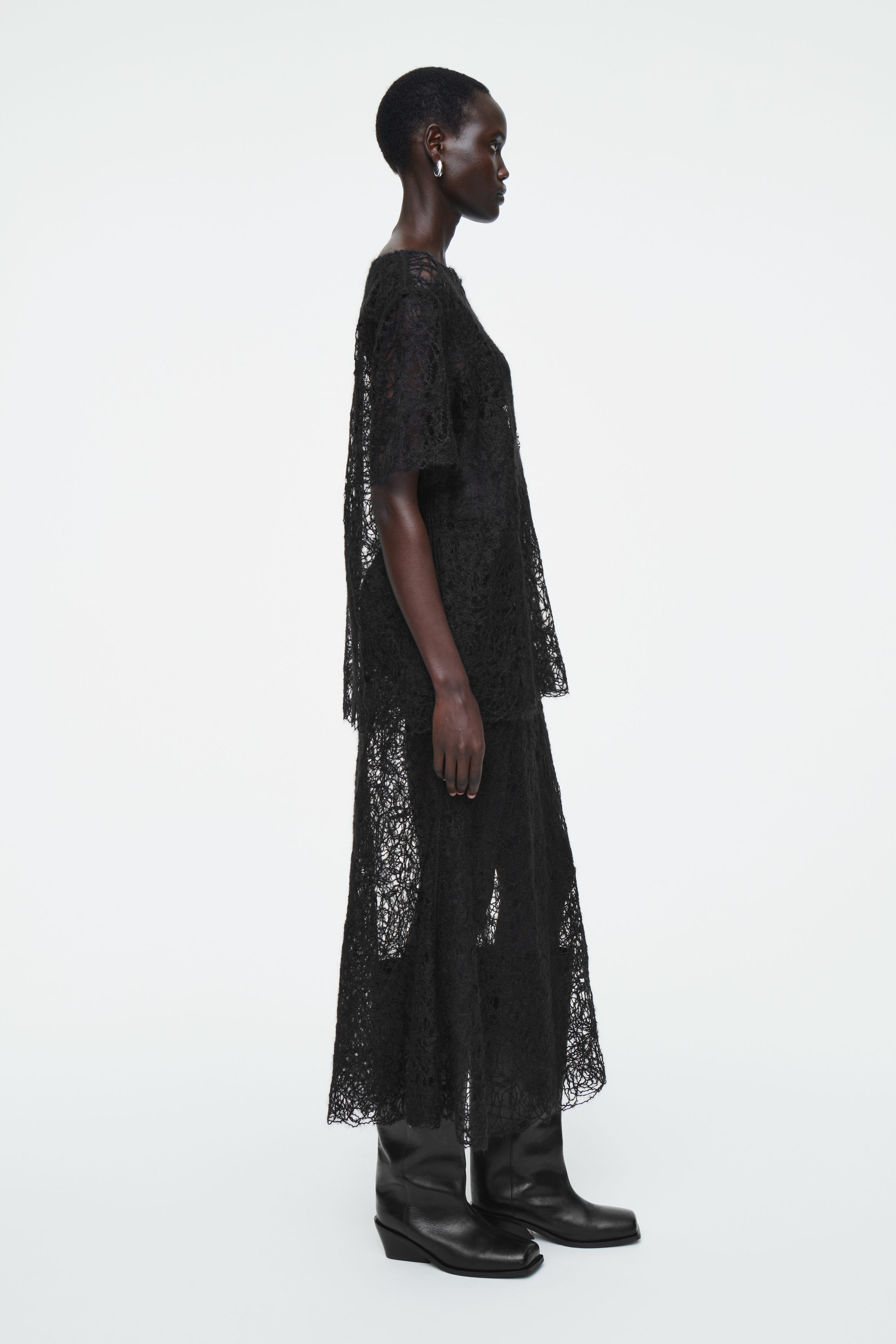 SHEER EMBROIDERED MOHAIR T-SHIRT - BLACK