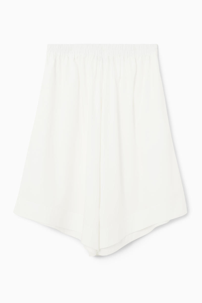 Gathered Wide-Leg Shorts