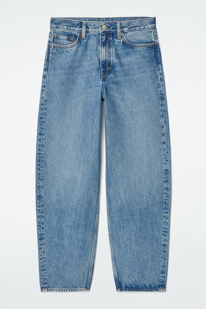 Arch Tapered Jeans