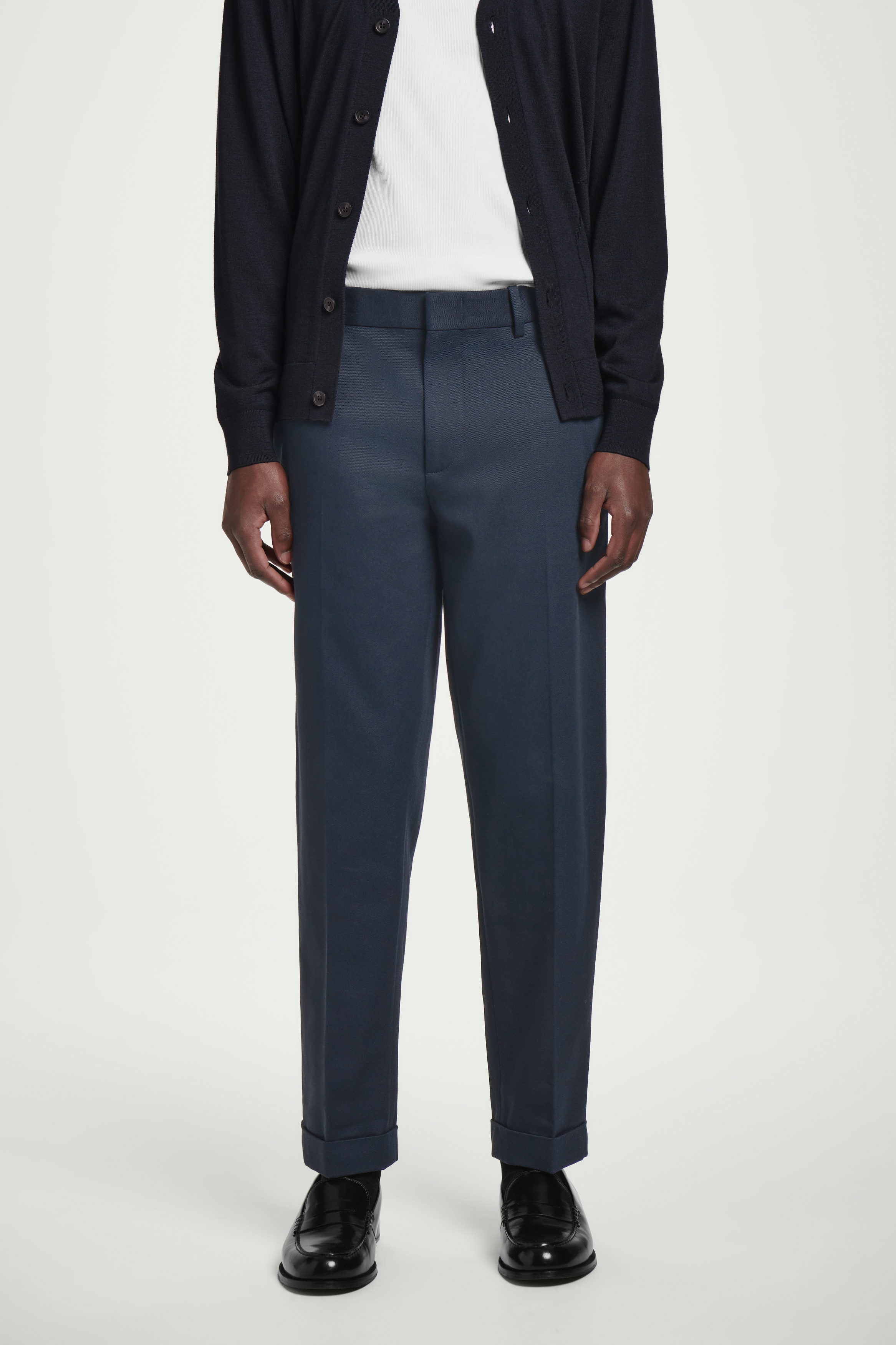 TURN-UP TAPERED TWILL TROUSERS - NAVY TURN-UP TAPERED TWILL TROUSERS - NAVY