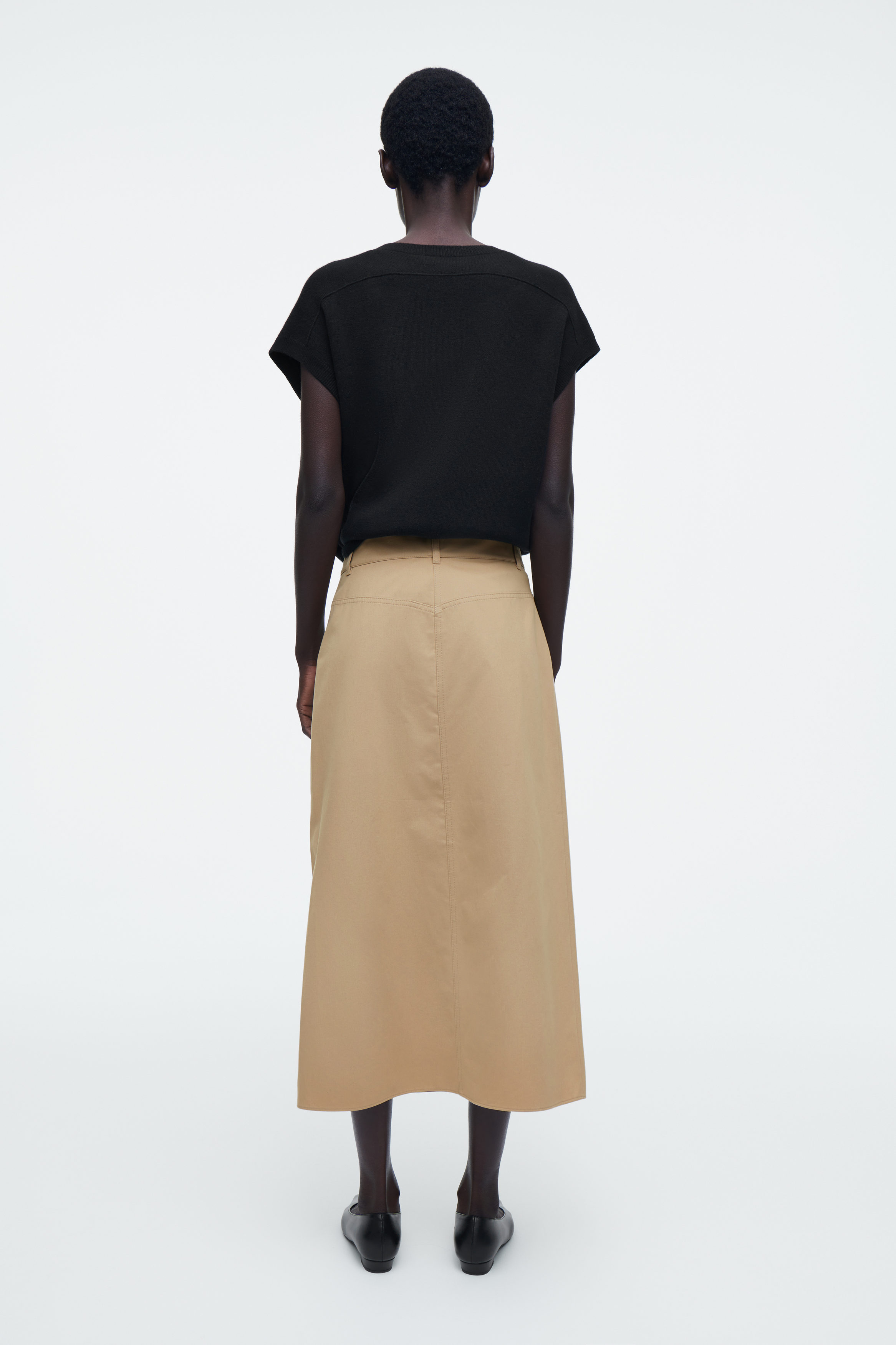 ワンピース A FERRETTI Women Mid Skirts 1625 J0408 005 Beige Beige mini skirt for Women | THE ATTICO®