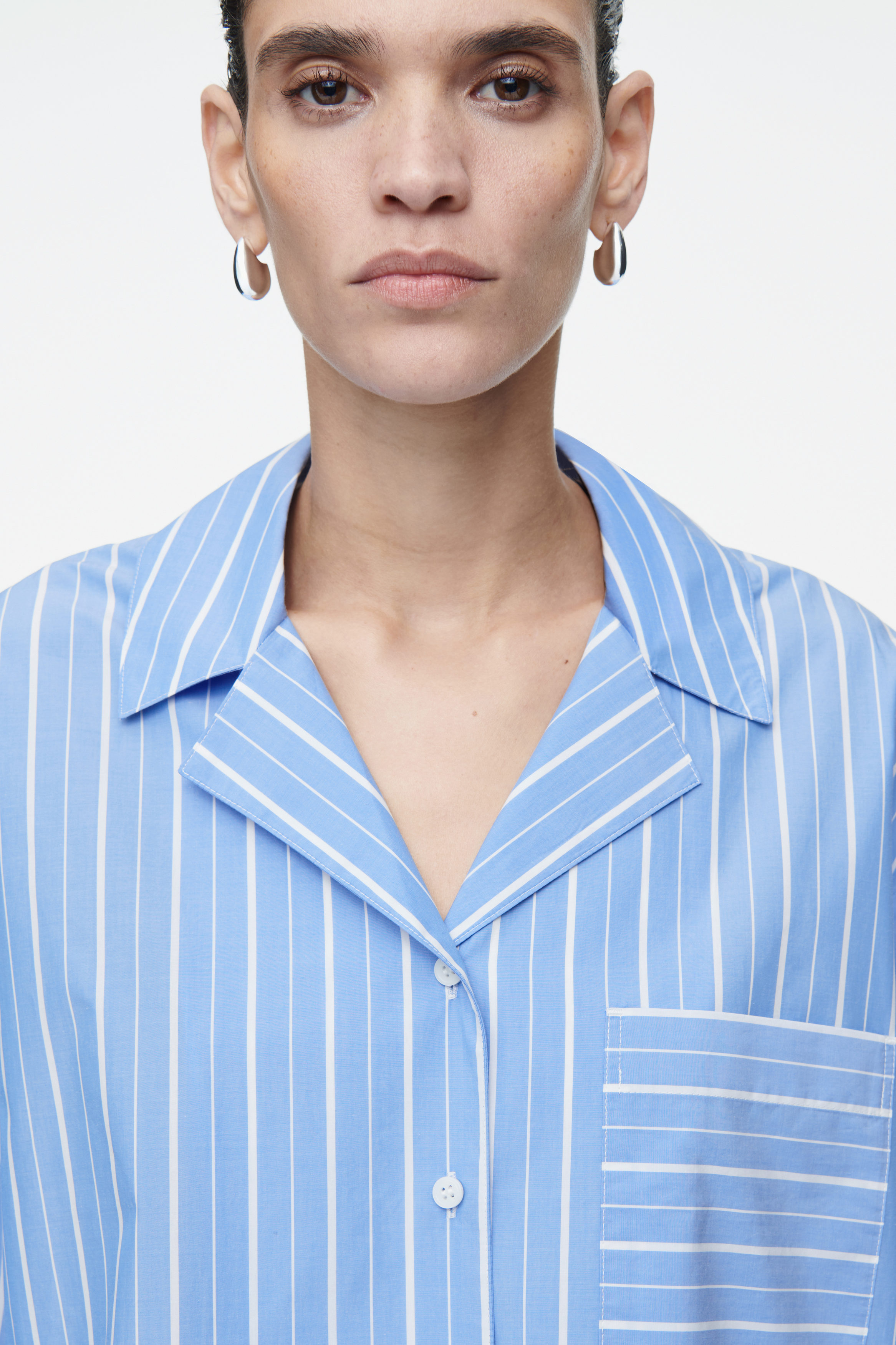 PINSTRIPED COTTON PYJAMA SHIRT - BLUE / PINSTRIPED