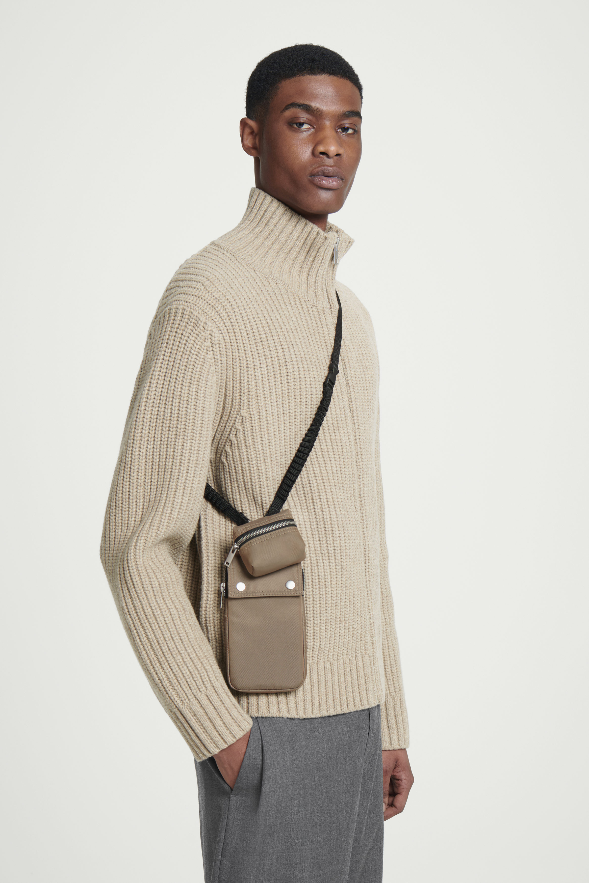 UTILITY PHONE POUCH - NYLON - KHAKI