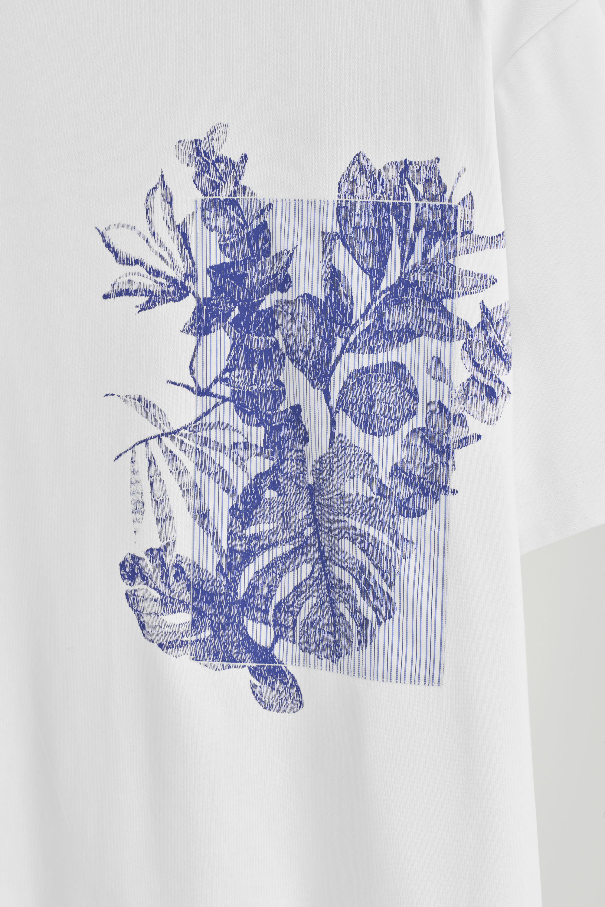 【送料&関税込】See by ChloAC Printed Cotton T-shirt CLOUT COLLECTION ™️ | Gradient Wash Oversized Cotton T