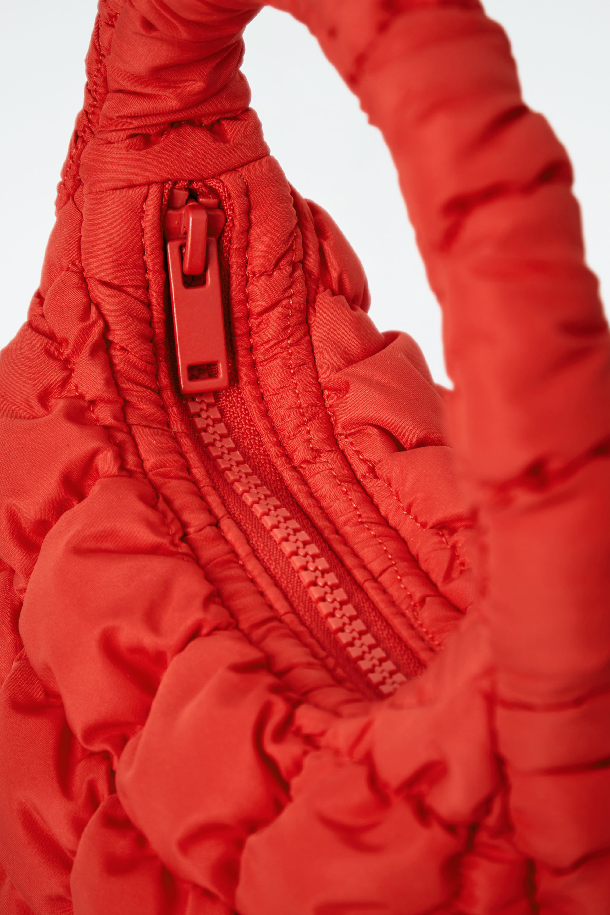 QUILTED MICRO BAG - ORANGE | COS