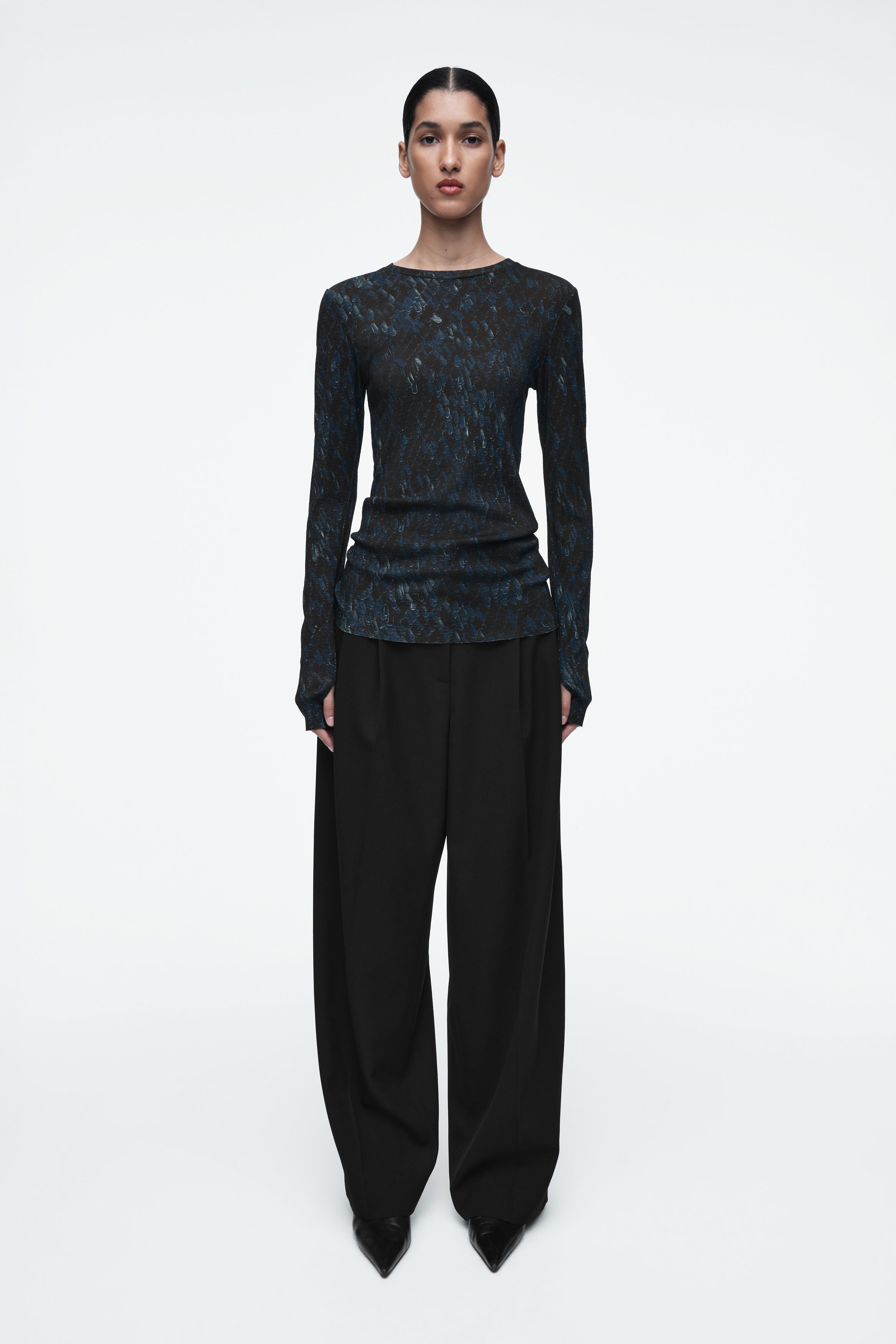 CREW-NECK MERINO WOOL TOP - OFF-WHITE | COS