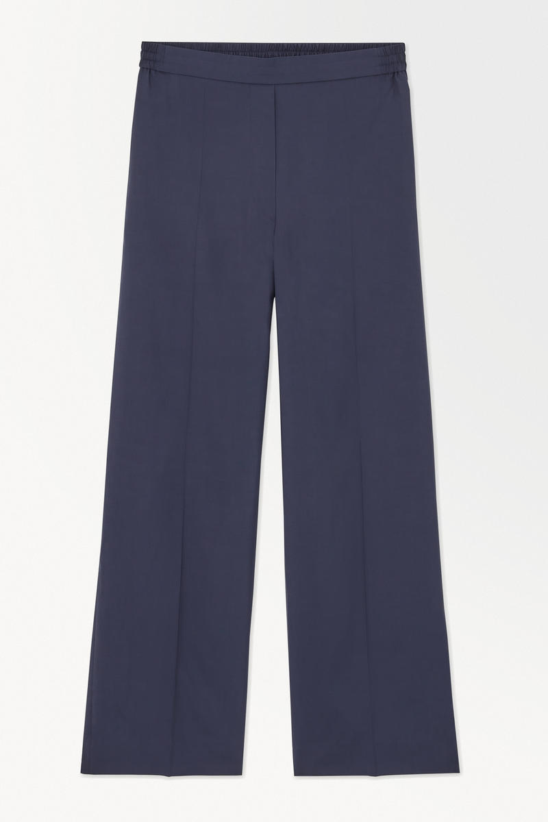 The Straight-Leg Silk Trousers in Blue