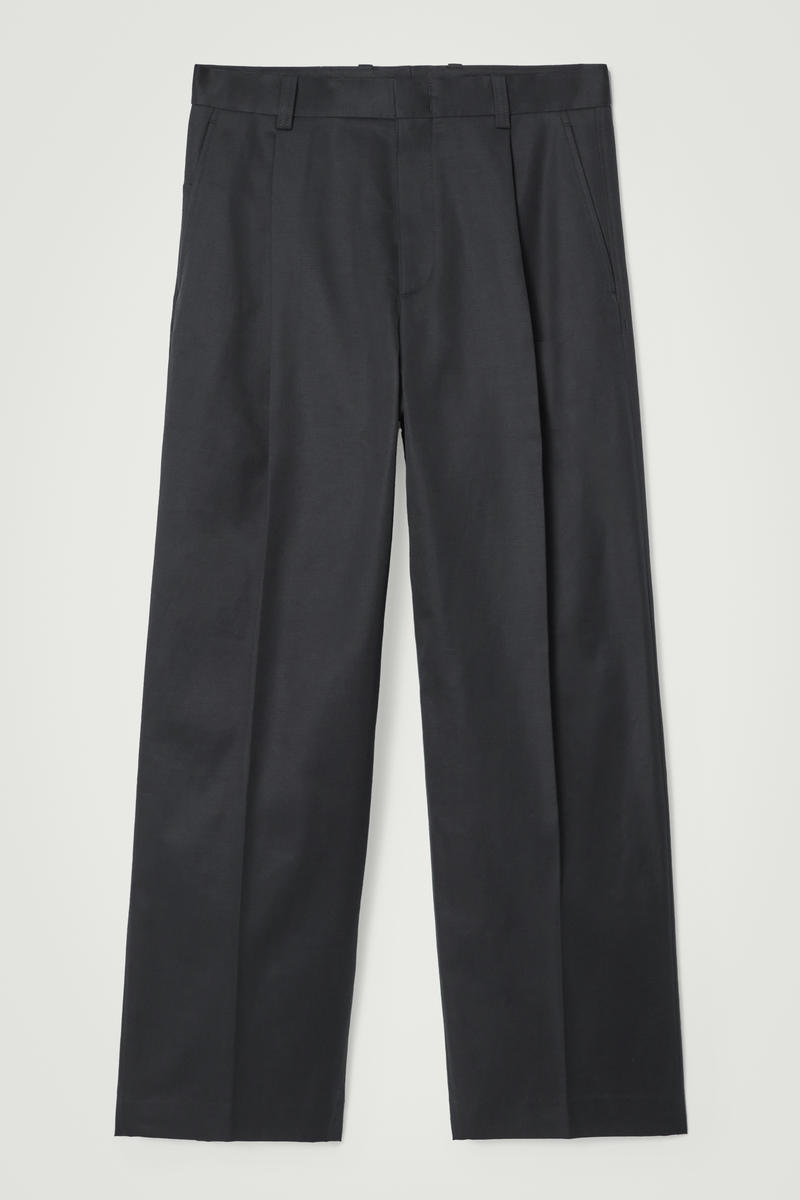 Relaxed Pleated Cotton Wide-Leg Trousers in Blue