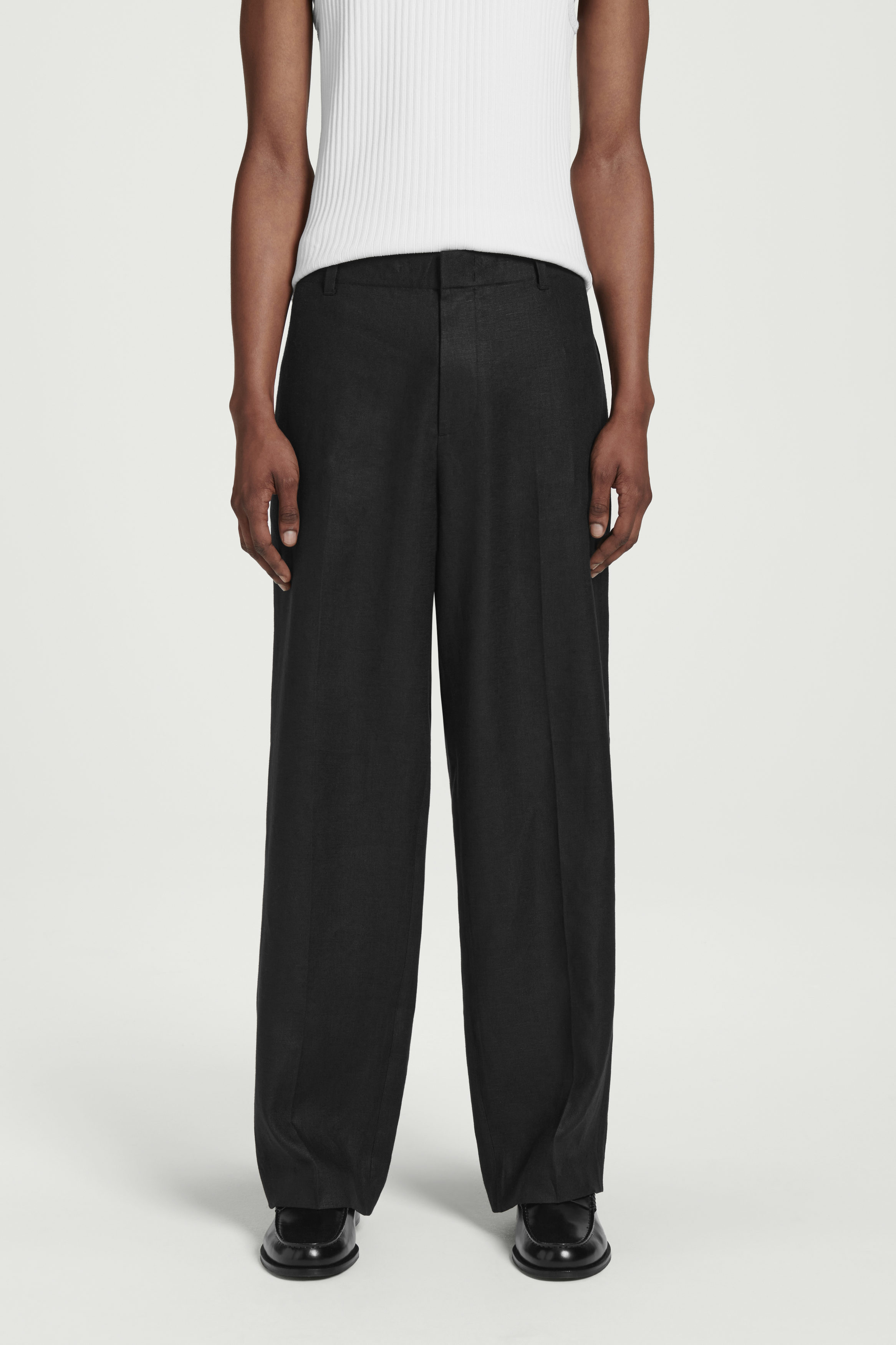 ELASTICATED LINEN STRAIGHT-LEG PANTS - BLACK | COS