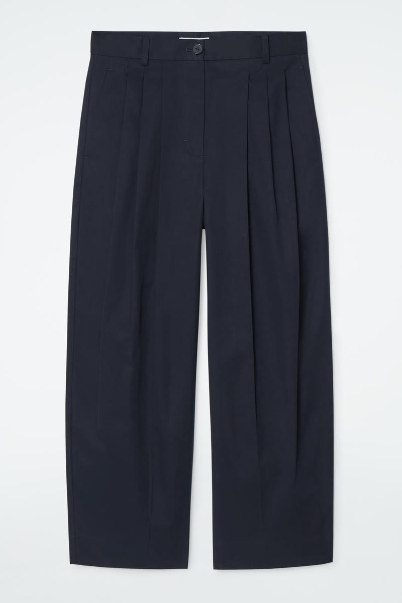 Pleated Barrel-Leg Cotton Trousers in Blue