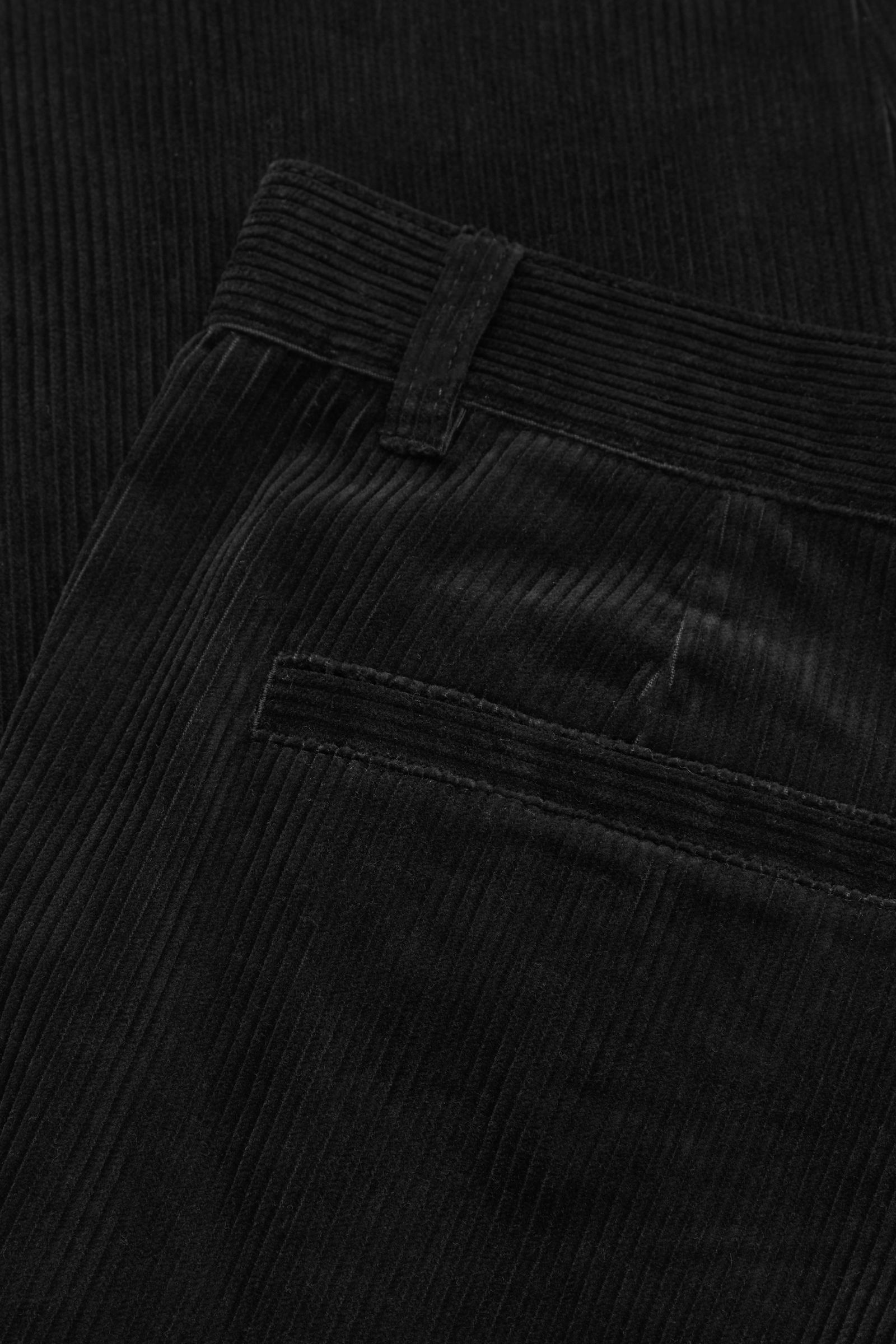 Relaxed-fit corduroy pants - BLACK 