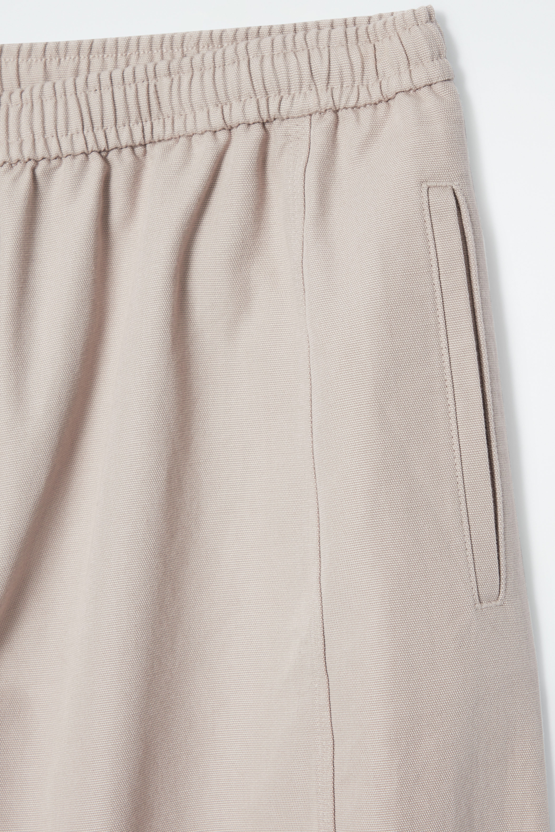 新品未使用完売品【COS】BARREL-LEG COTTON TROUSERS DECONSTRUCTED COTTON BARREL-LEG TROUSERS コットンバレル