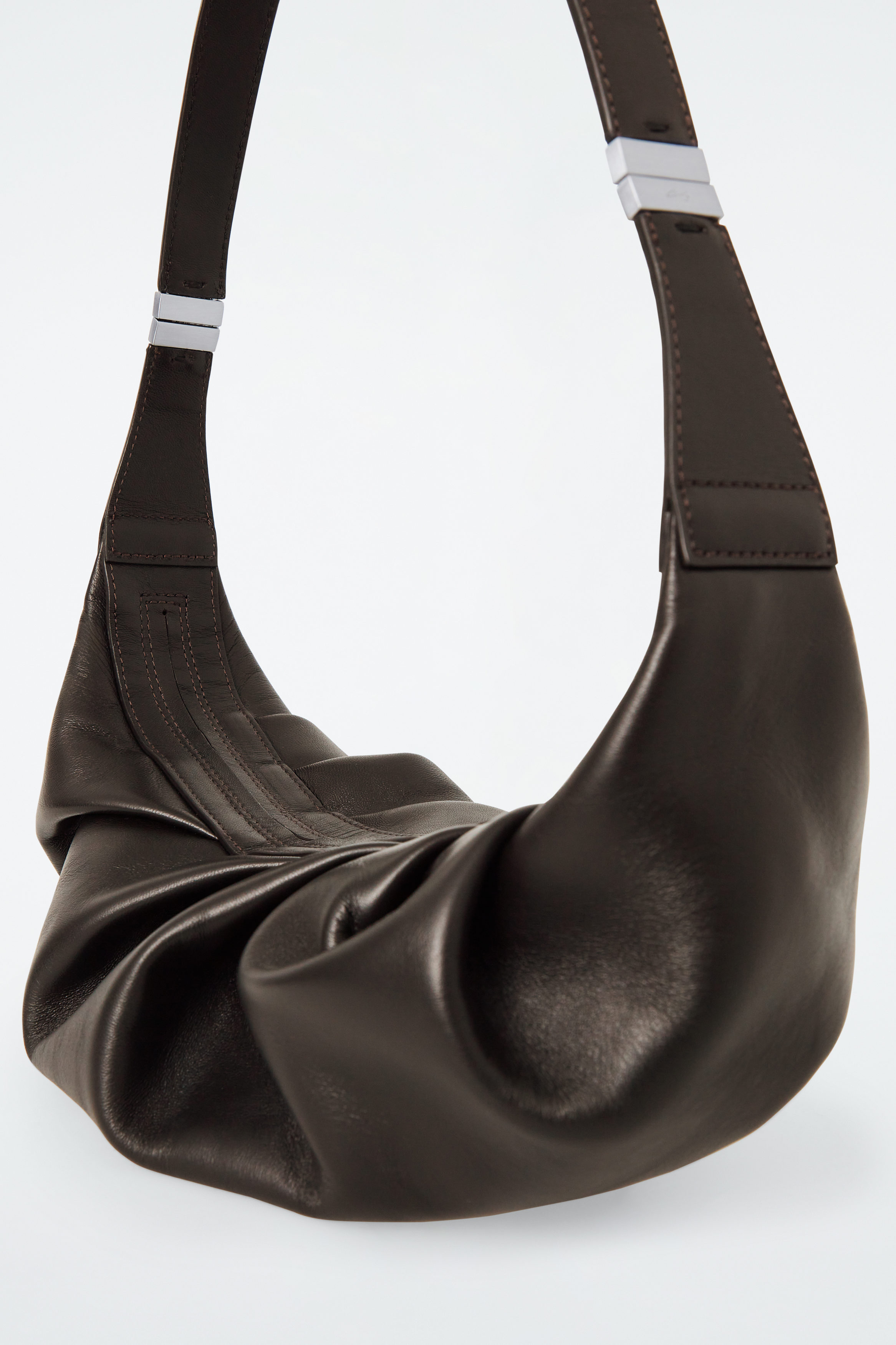 THE DRAPED CROSSBODY BAG - LEATHER - CHESTNUT | COS