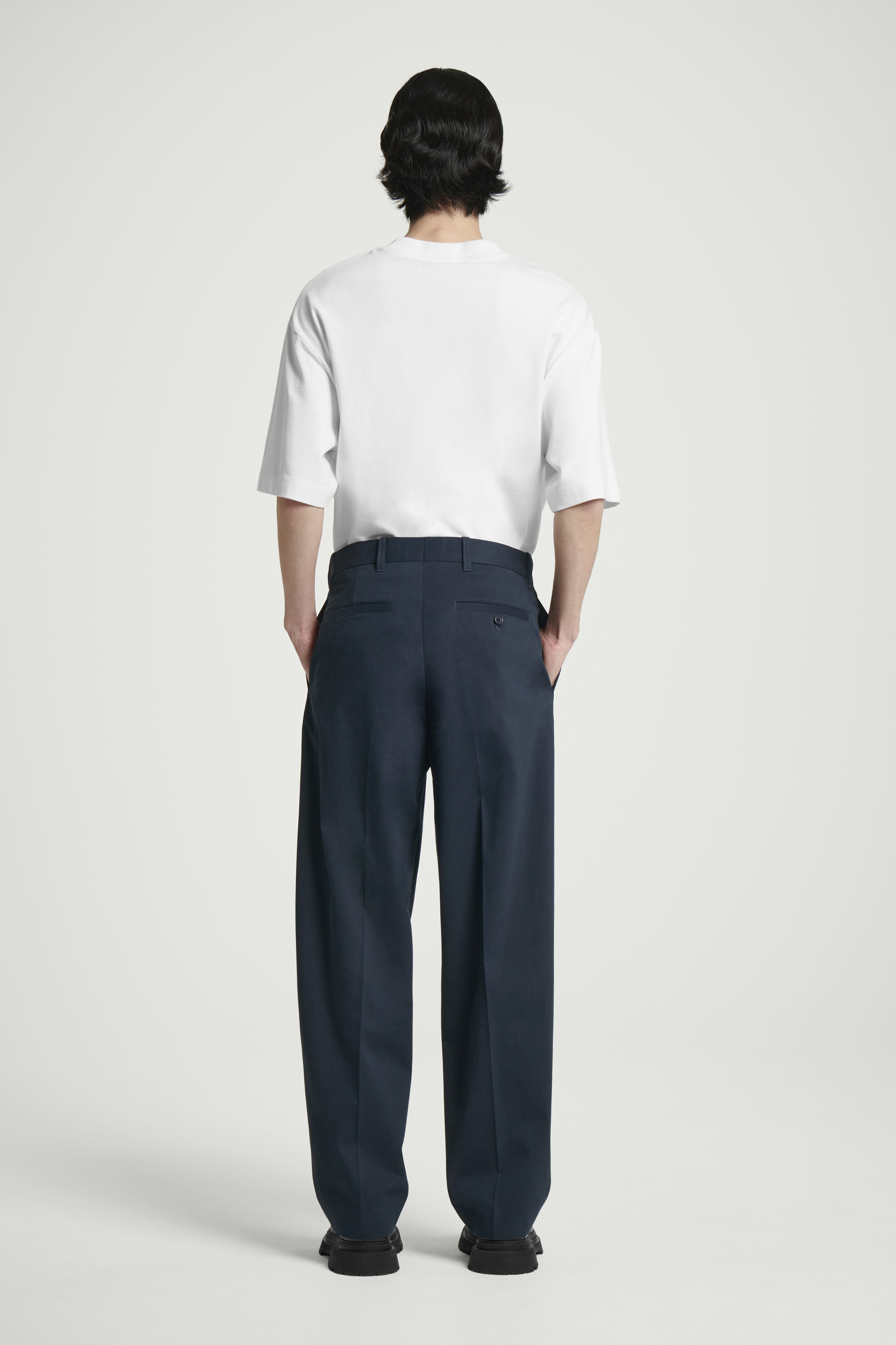 COS Straight leg twill-chinoチノパン サイズ50 STRAIGHT-LEG TWILL CHINOS - BEIGE | COS