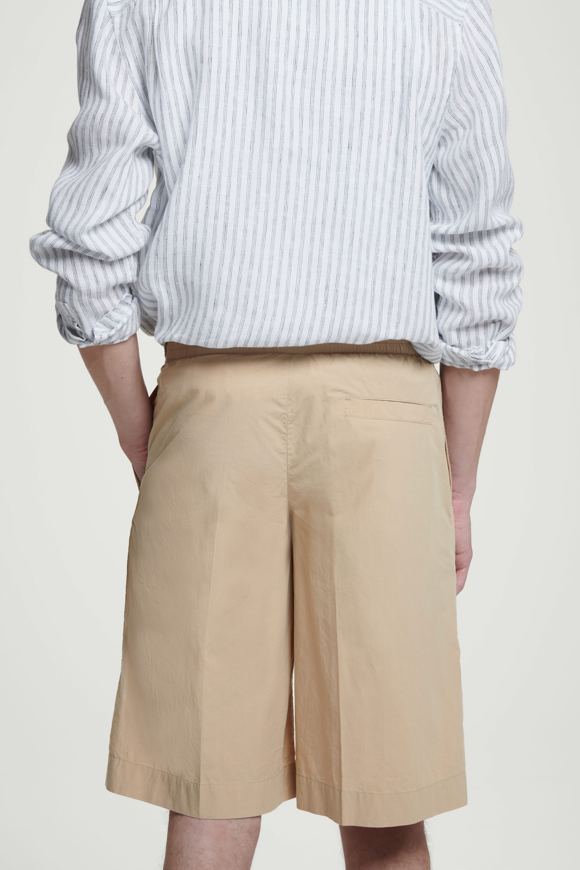 ELASTICATED COTTON SHORTS - BEIGE
