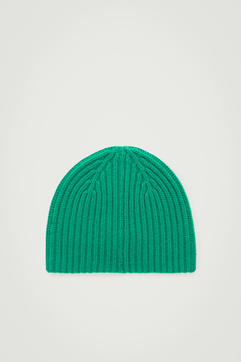 The Ribbed Cashmere Beanie