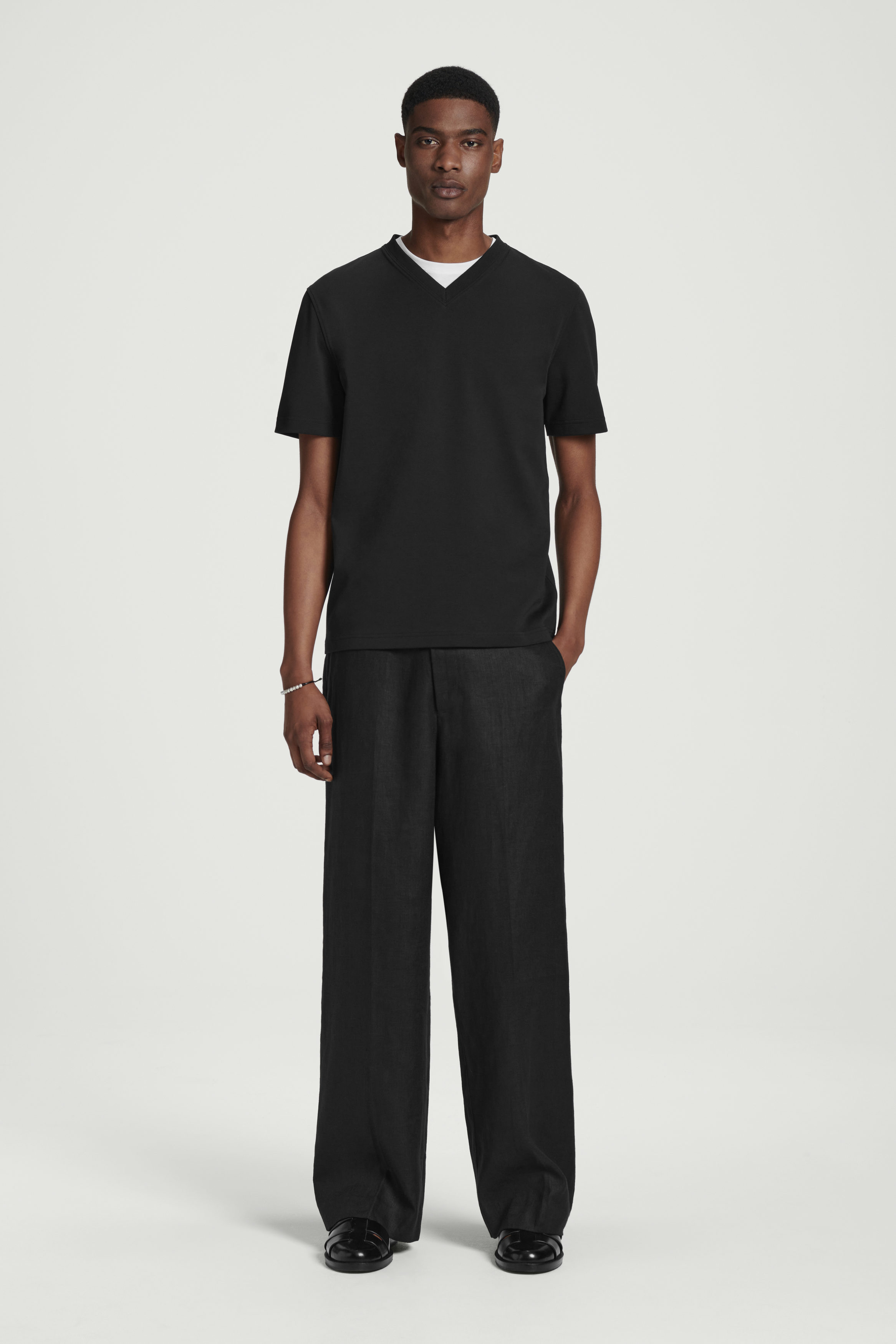 EAGLE/USA Men's ロンＴ V-NECK オーガニックコットン100% BLACK 61WjThKkC9L.jpg