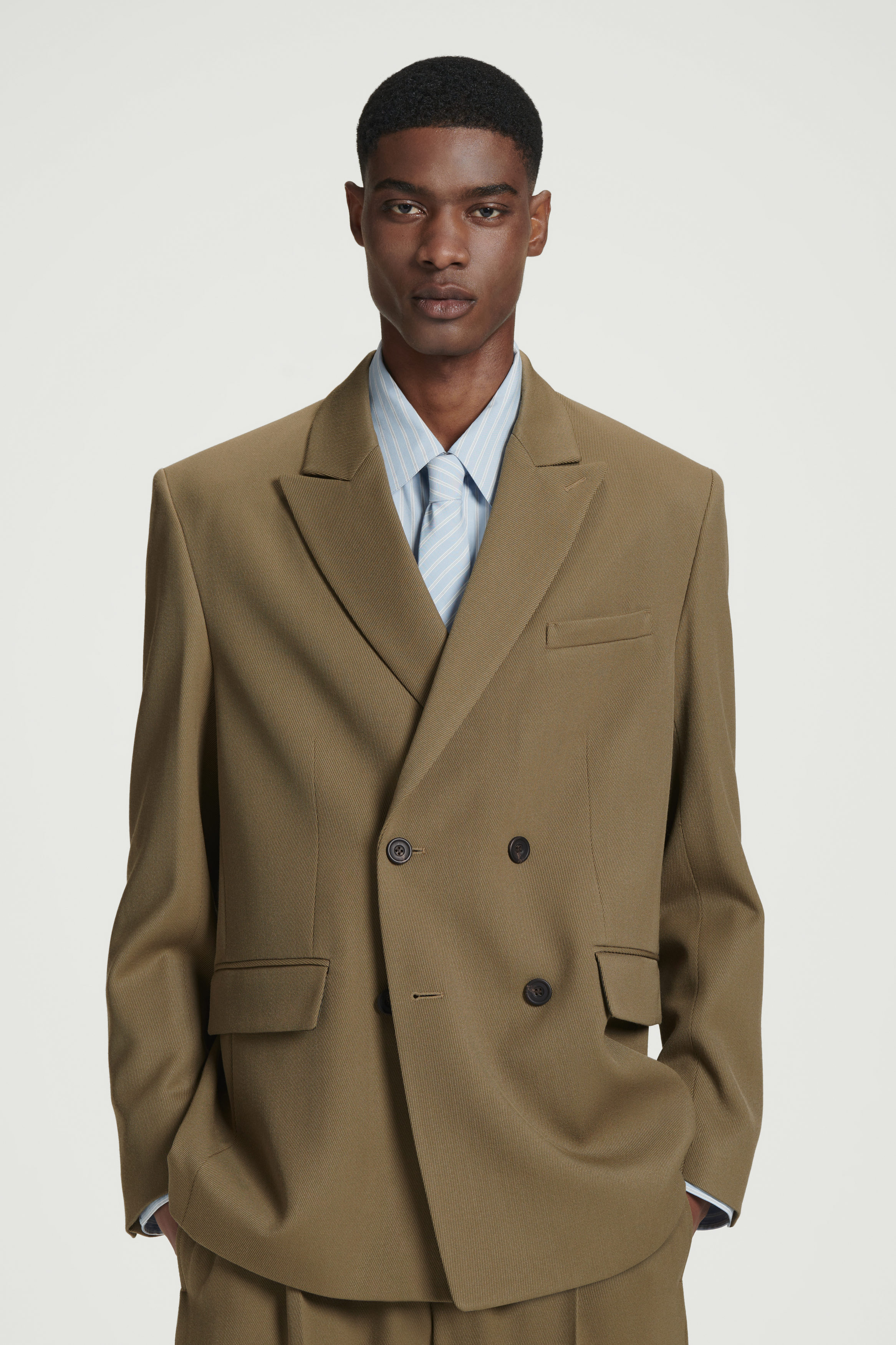 ジャケット Double Breasted Wool Blazer RELAXED DOUBLE-BREASTED WOOL BLAZER - DARK BEIGE | COS