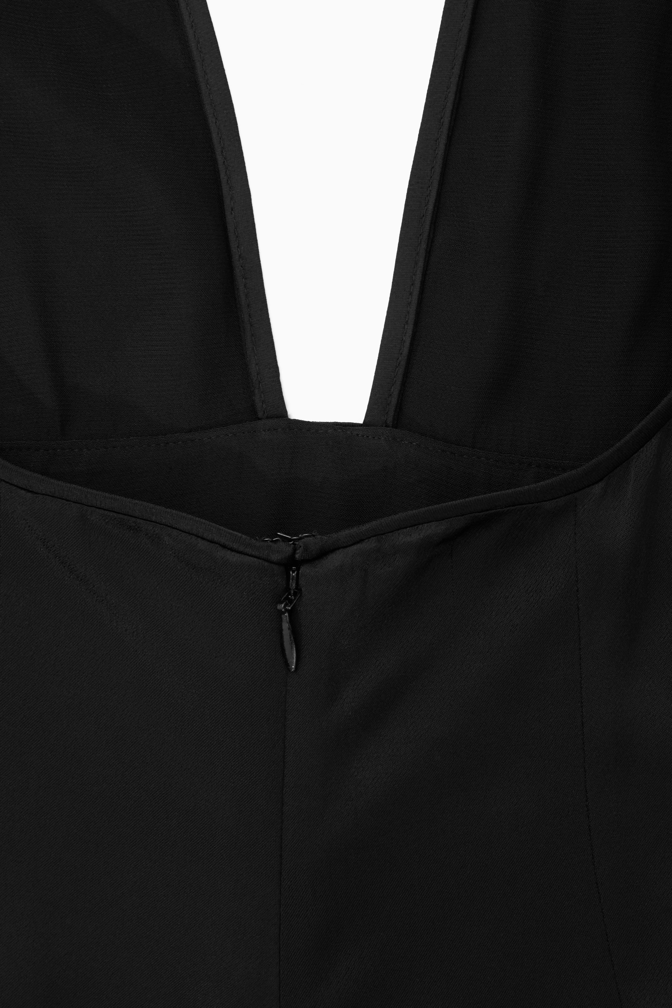 PLUNGE OPEN-BACK MAXI DRESS - BLACK | COS