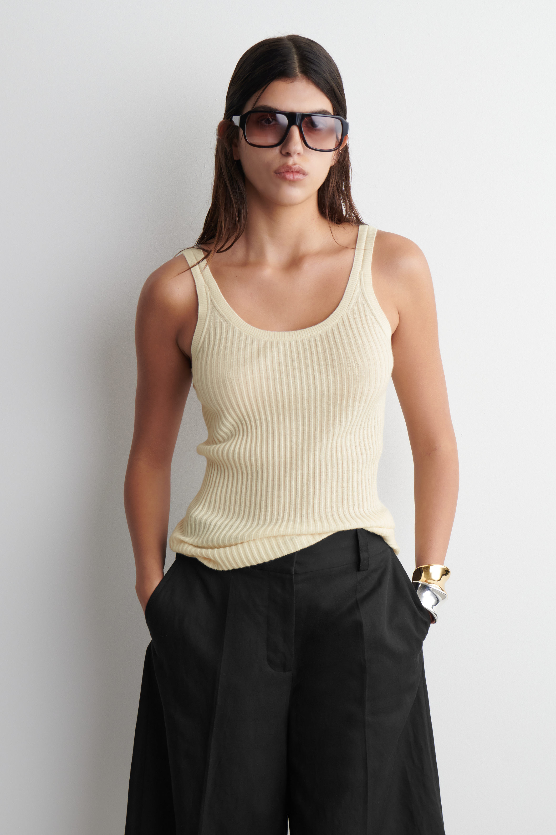美品 CHIEKO+ luxe knit 02 wool & cashmere Luxe Knit Midnight – Heart of Lule EU