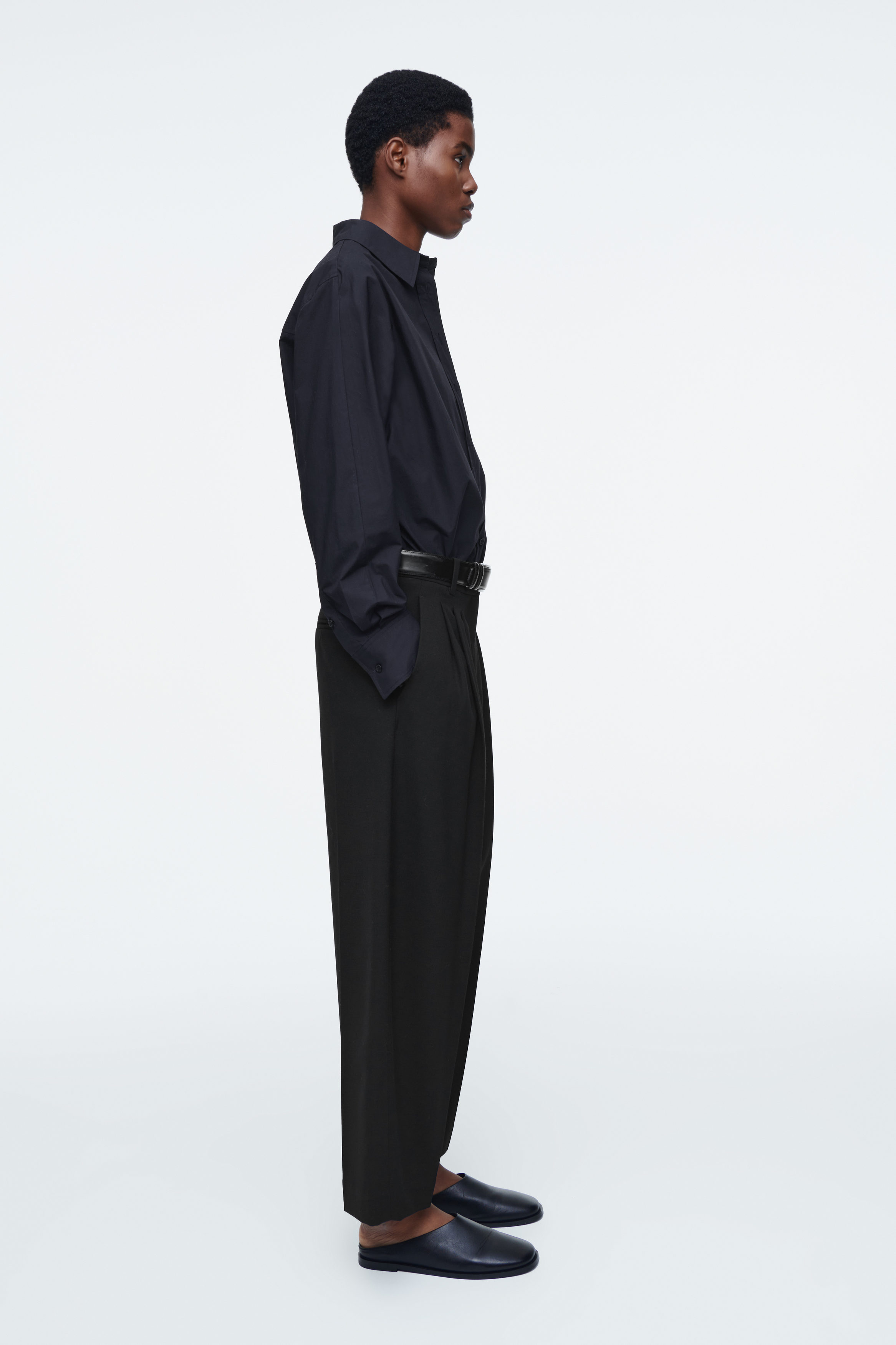 KLASICA wool uncle trousers 2 黒 KLASICA Tapered Uncle Trousers （Black） -FASCINATE