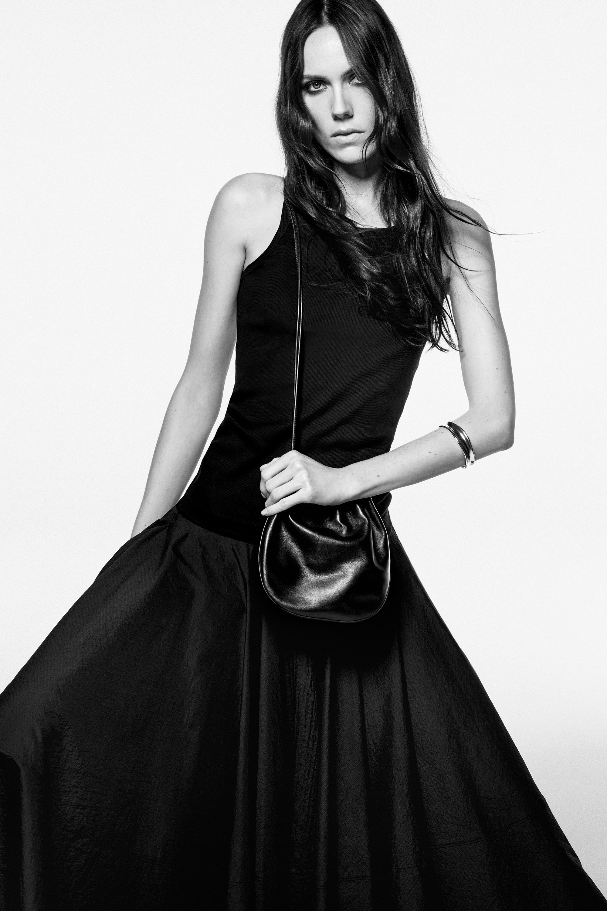 ★chemehc★LACE MIDI SKIRT (BLACK)★正規品/韓国送料込 CIRCLE-CUT MIDI SKIRT - BLACK | COS