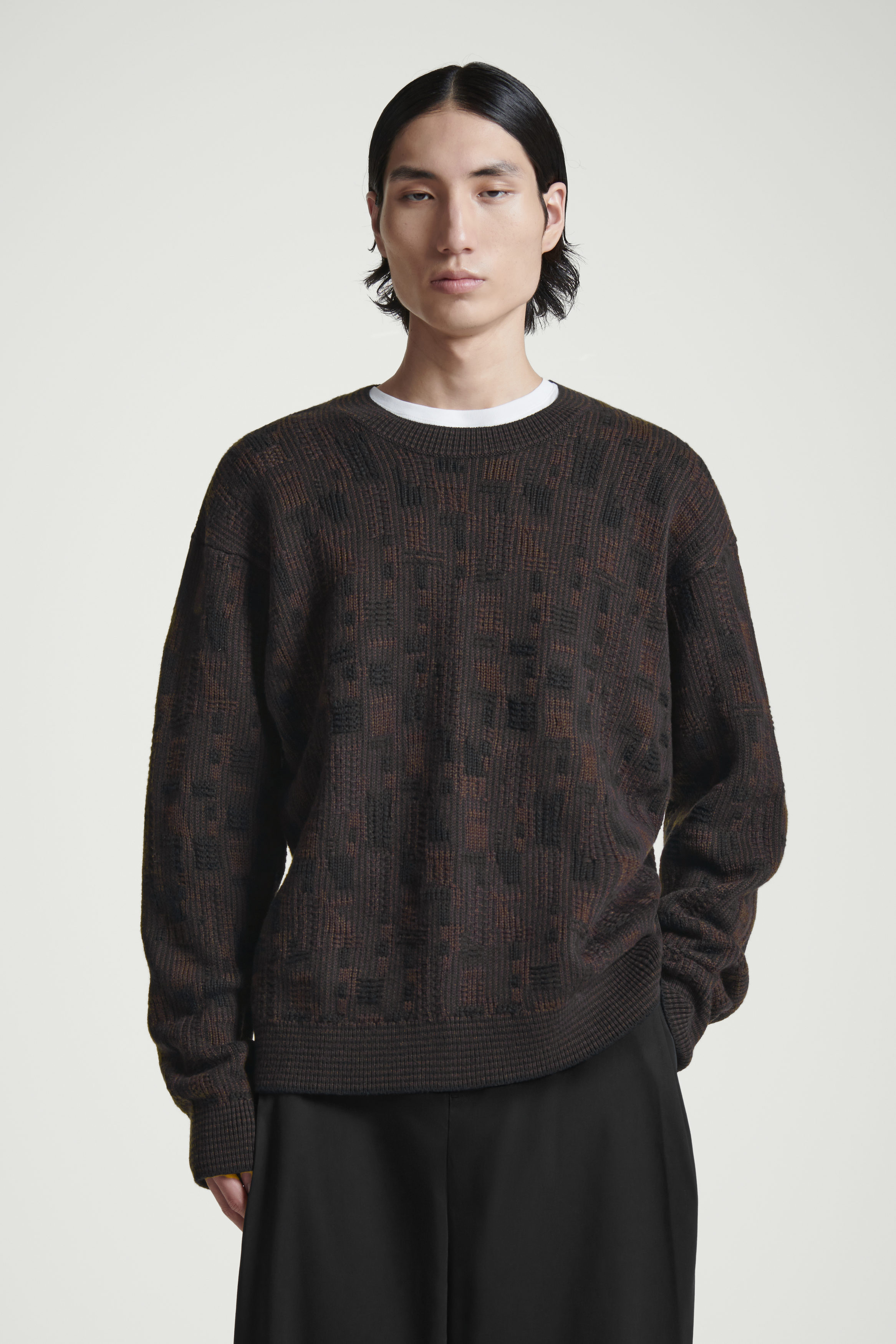 【KOOLOSET】Checker Collar Knit GEOMETRIC JACQUARD-KNIT JUMPER - BROWN / BLACK | COS