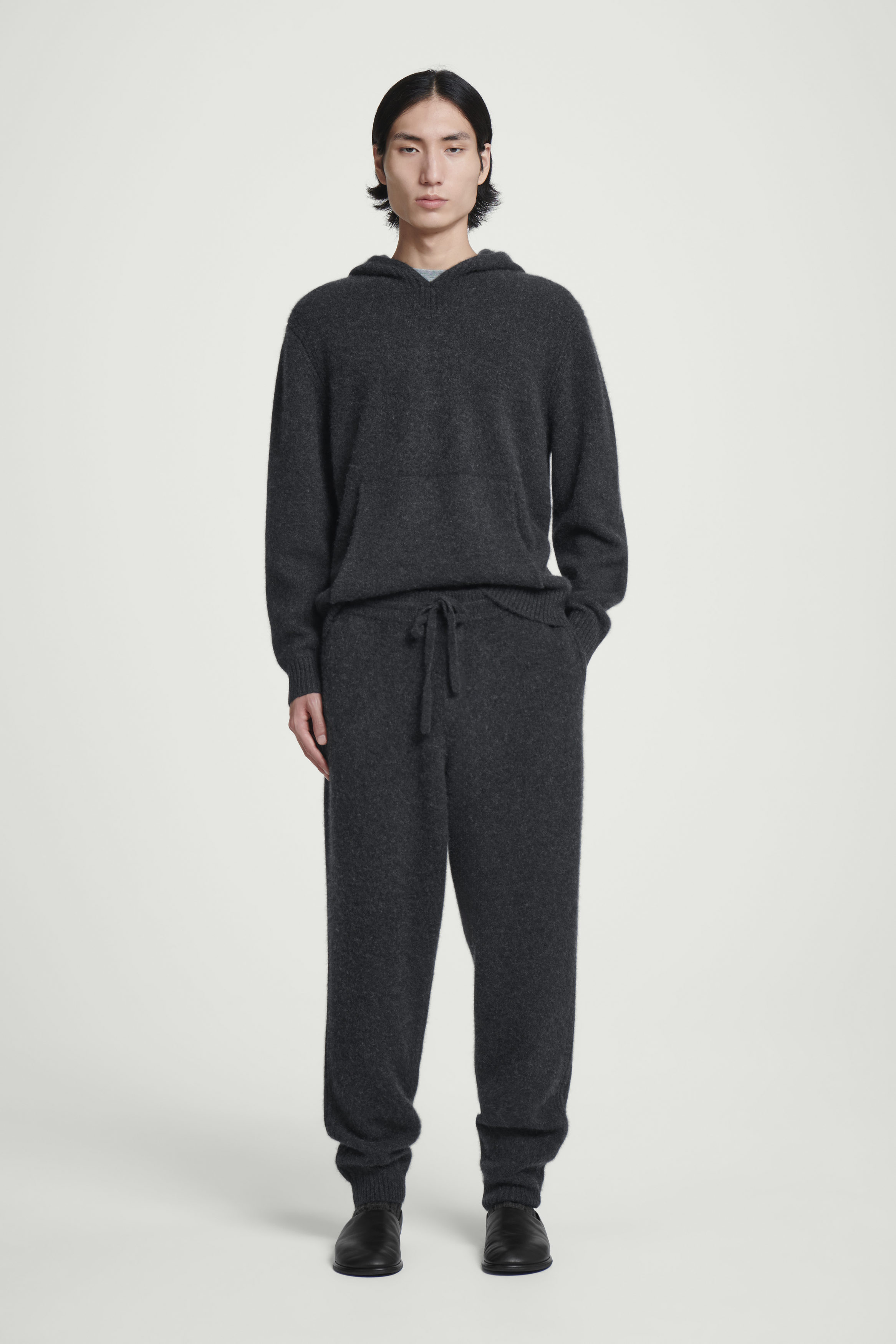 【週末価格】サイズ1/グレー/CASHMERE TROUSERS Lambswool and cashmere joggers