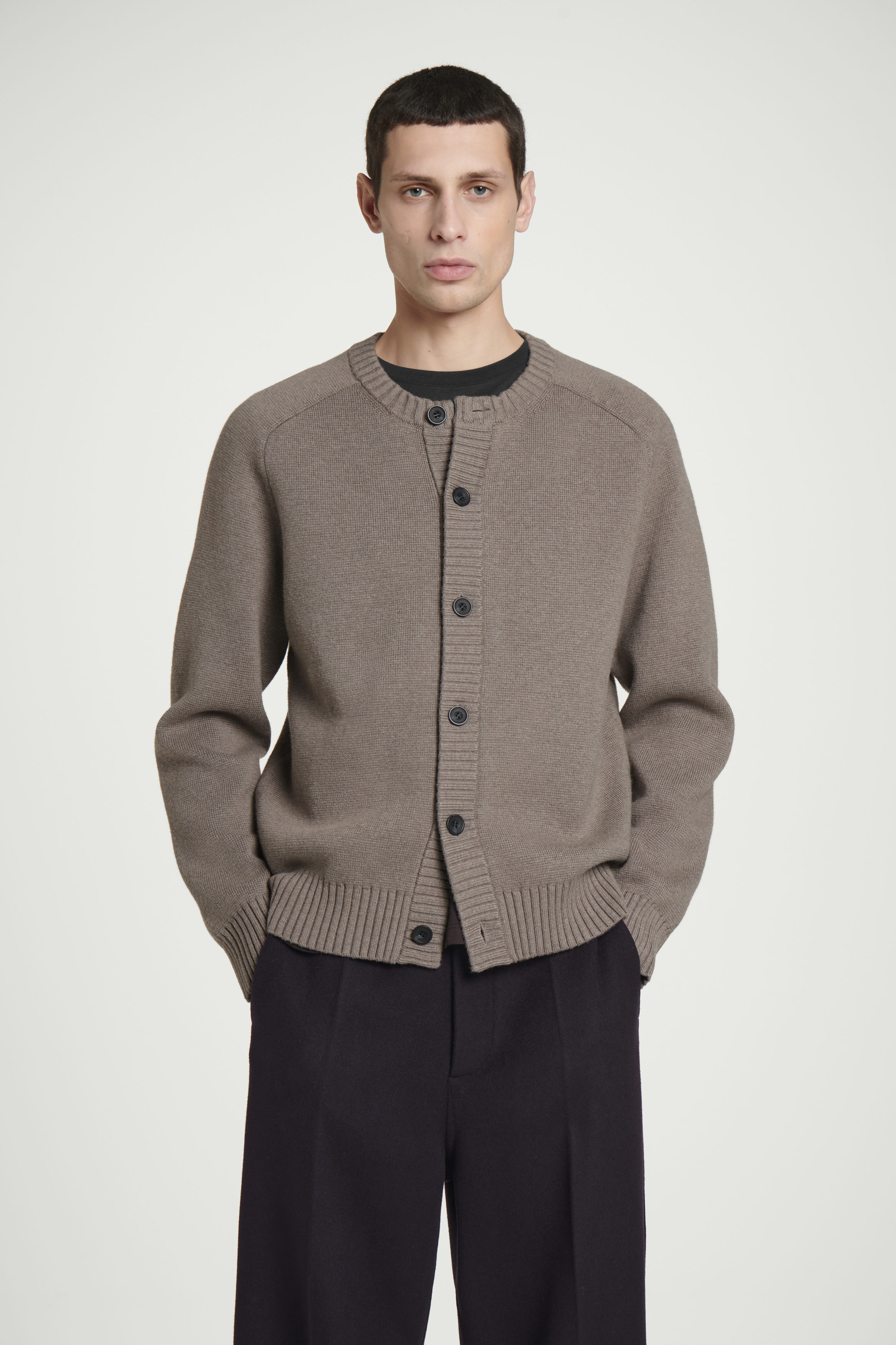cardigan in seamless rib-knit in BLACK | alexanderwang®