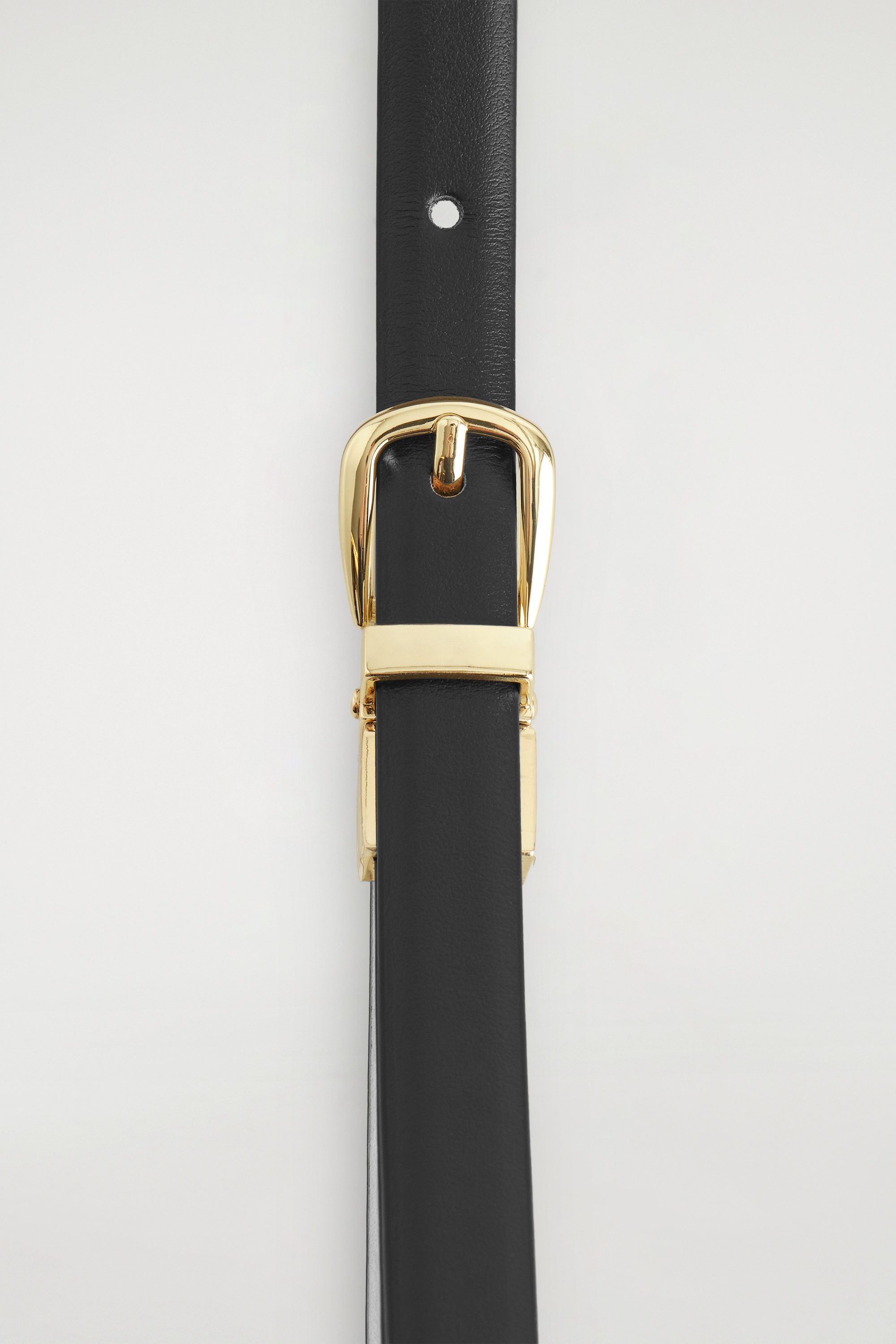 REVERSIBLE SLIM LEATHER BELT - WHITE / BROWN | COS