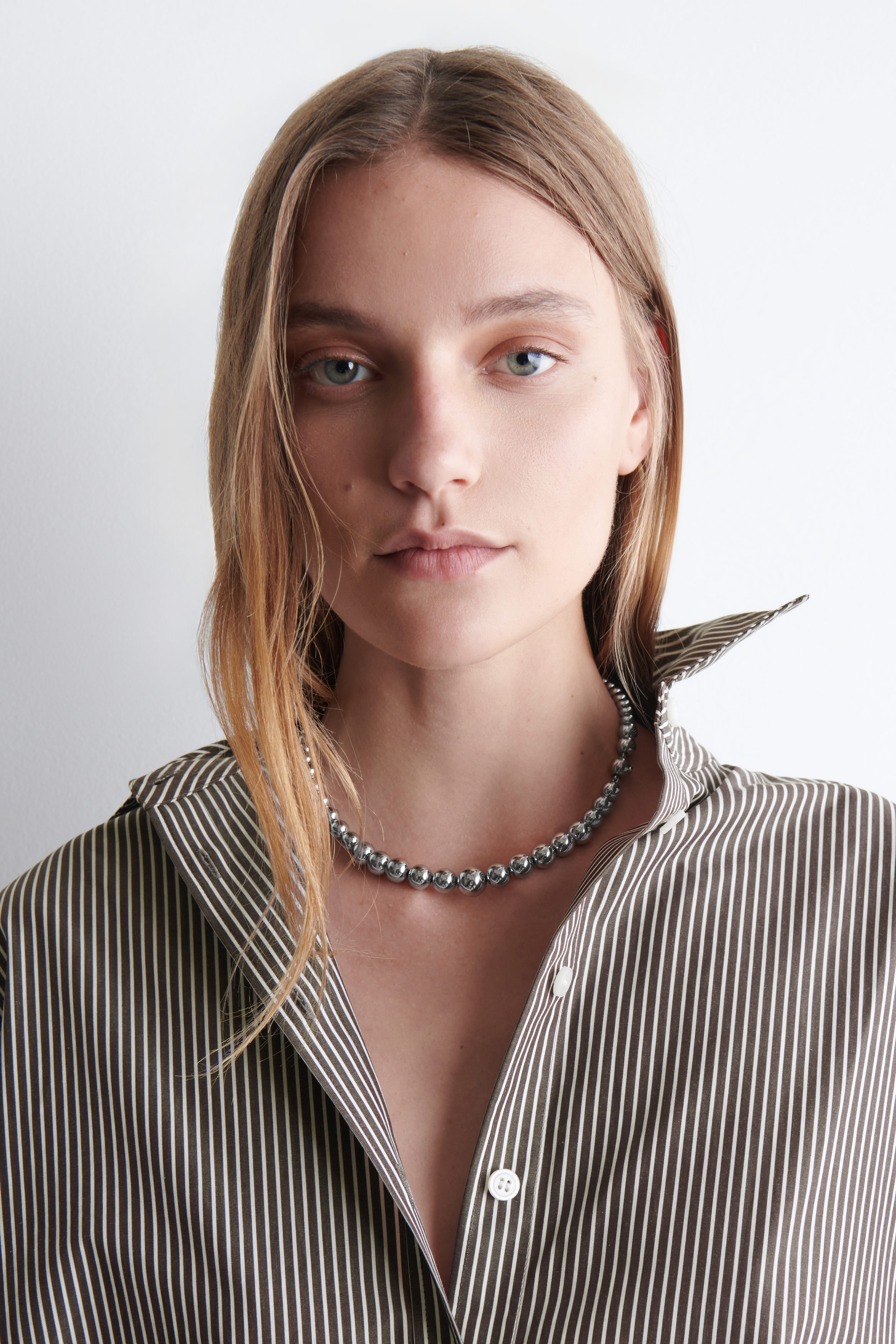 BEADED NECKLACE