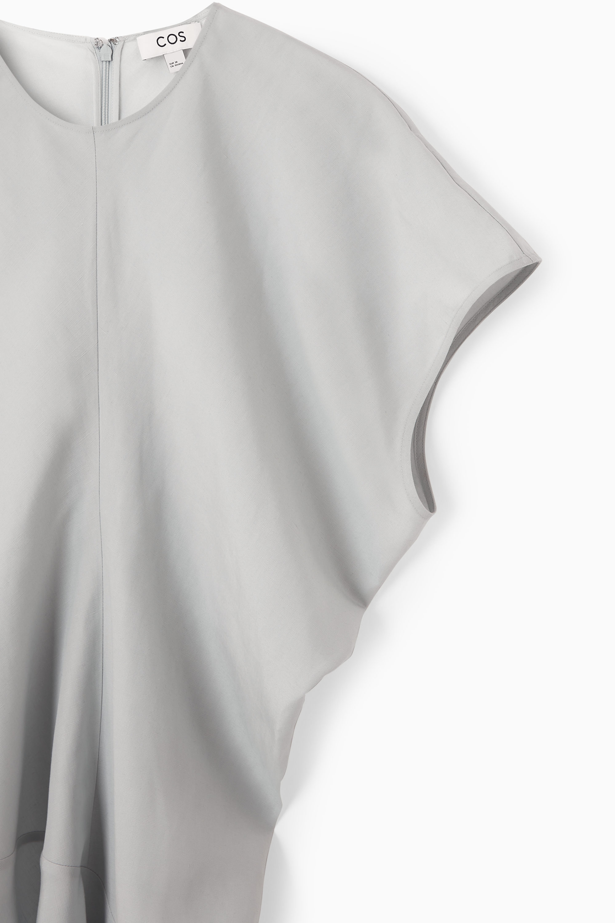 SPIRAL SEAM MAXI DRESS - LIGHT BLUE