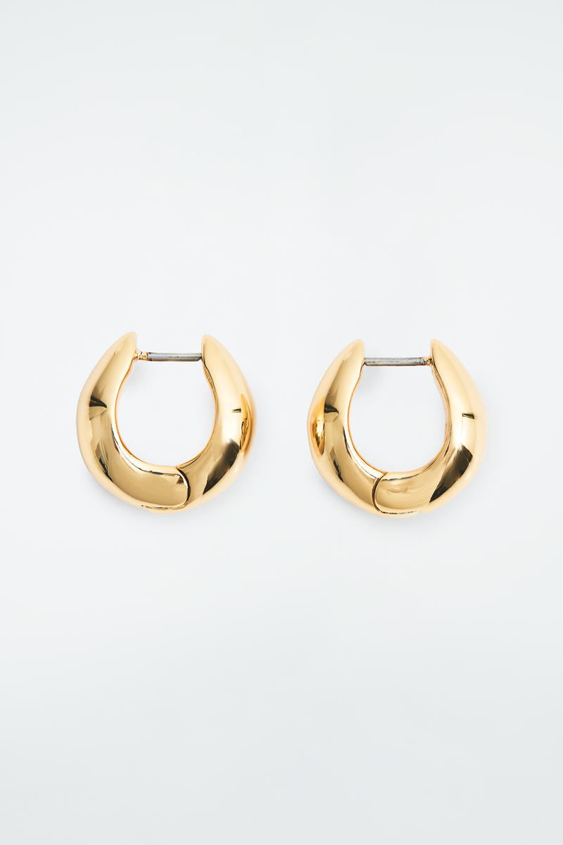 Mini Curved Hoop Earrings