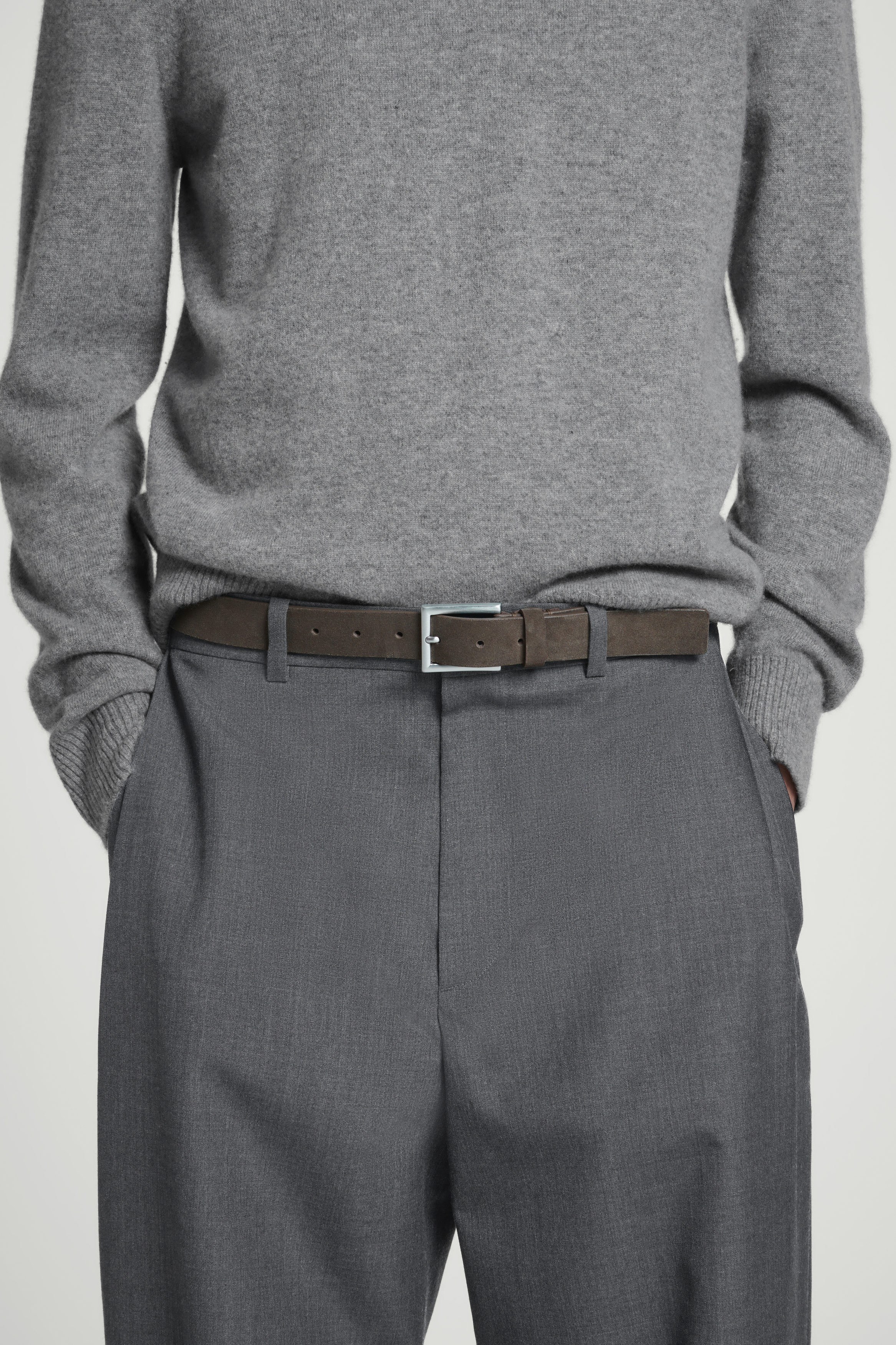 【COS】CLASSIC SUEDE BELT スエードベルト CLASSIC SUEDE BELT - BEIGE | COS