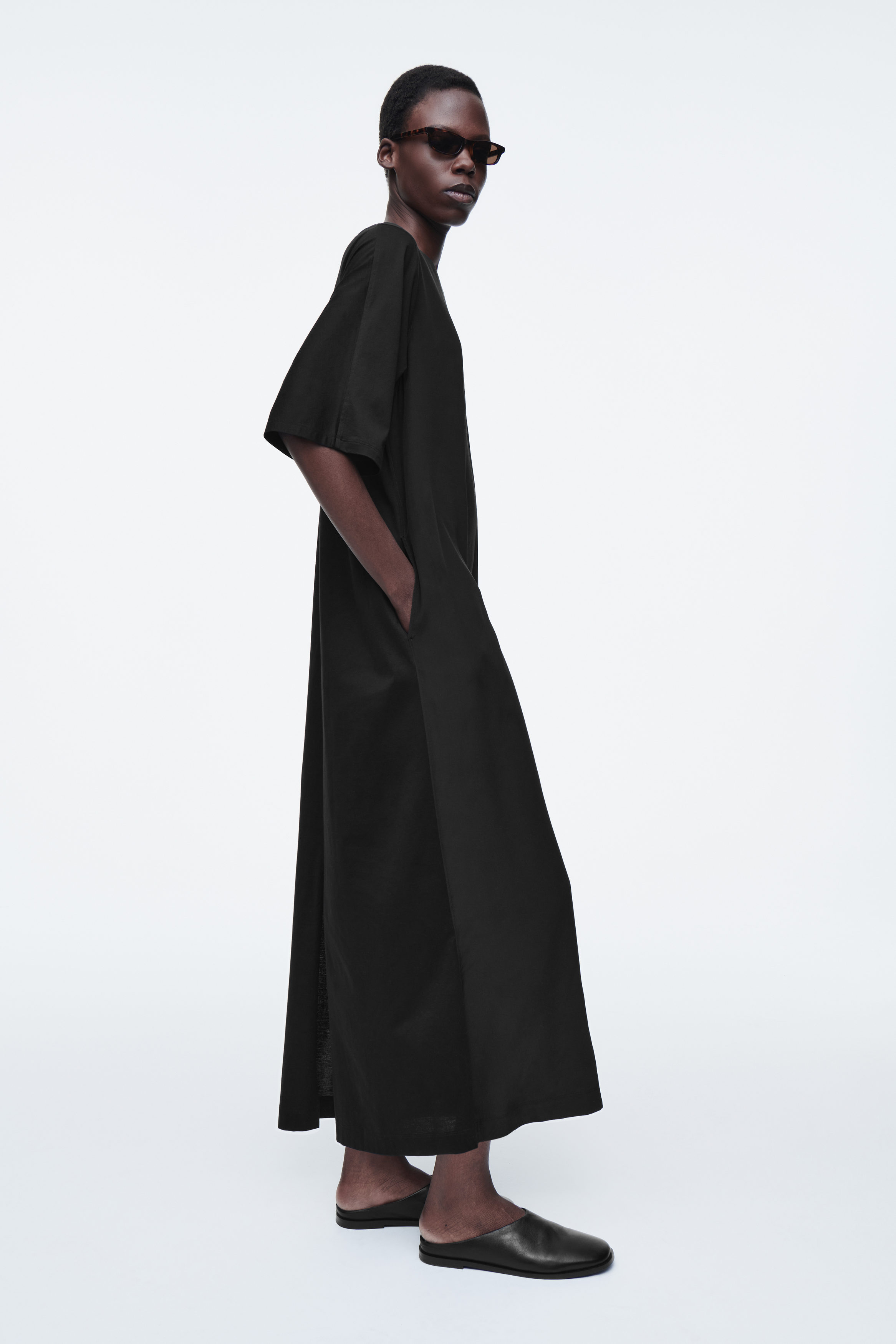 PANELED SILK MIDI T-SHIRT DRESS - BLACK | COS