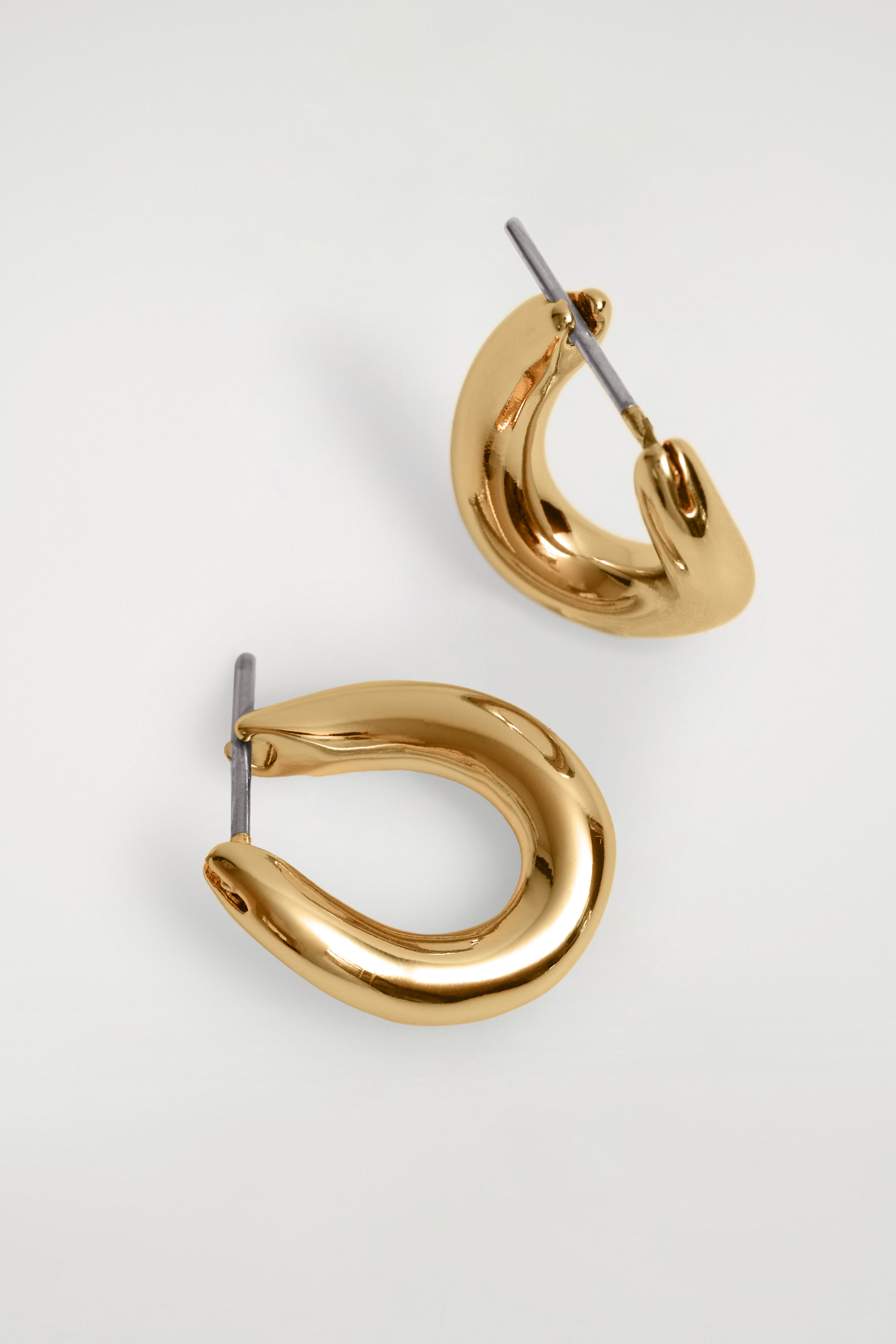 HOOP2002年12冊＋1冊 TWISTED HOOP EARRINGS - SILVER | COS