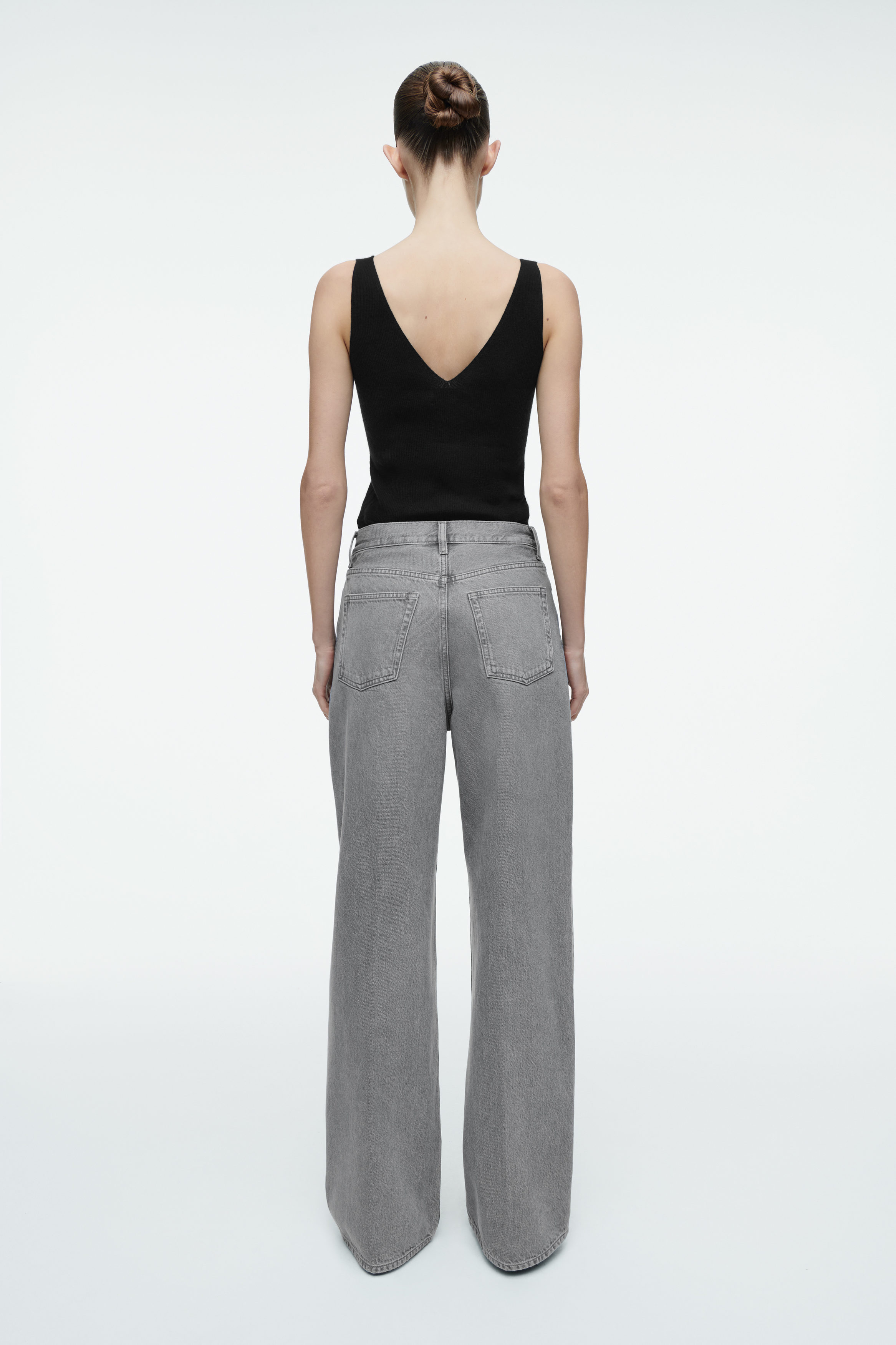 パンツ COS WIDE-LEG HIGH-RISE JEANS 28 WIDE-LEG HIGH-RISE FULL-LENGTH JEANS ワイドレッグハイライズ
