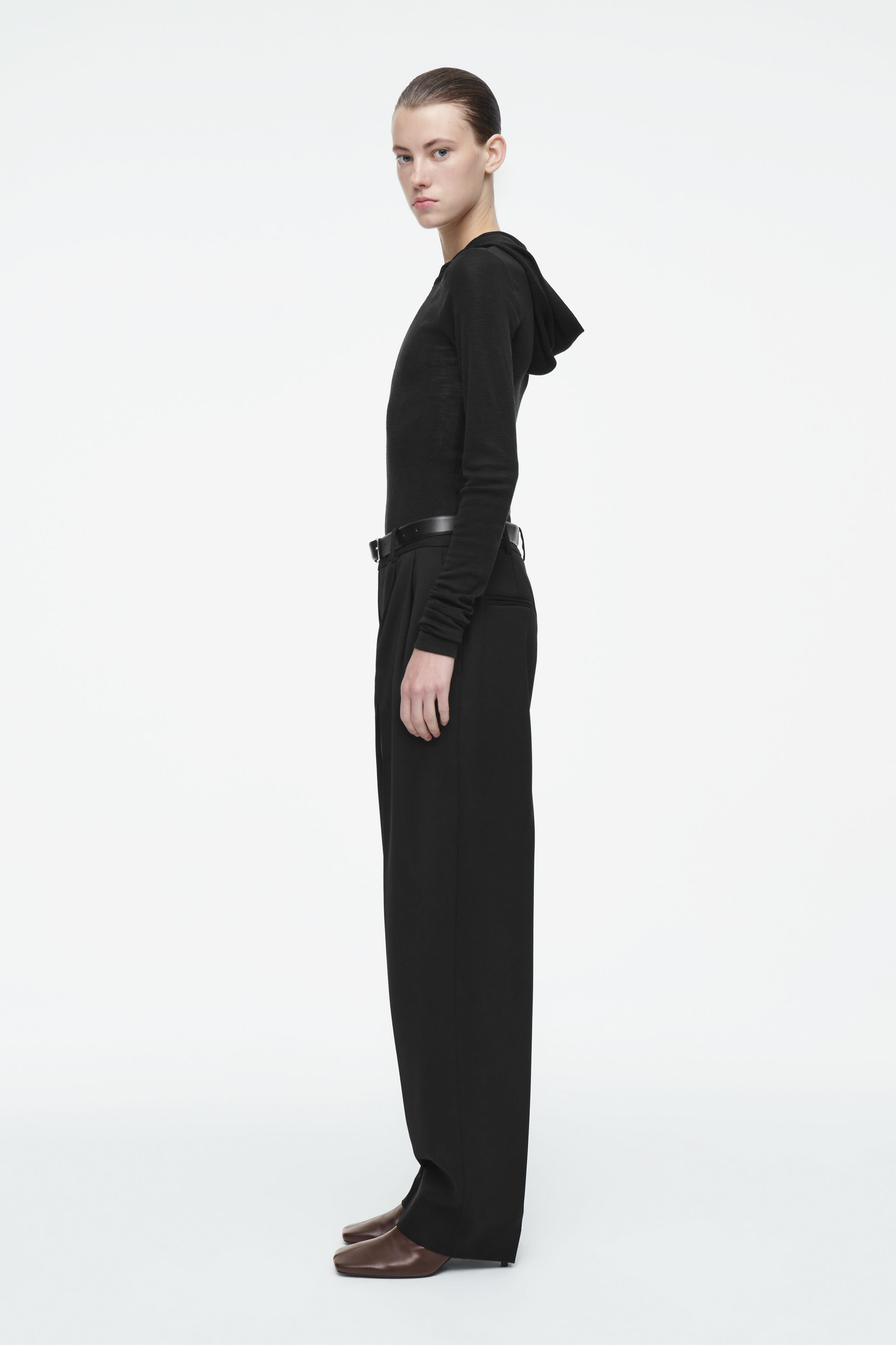KITE OVERSIZED SHOULDER BAG - NYLON - BLACK | COS