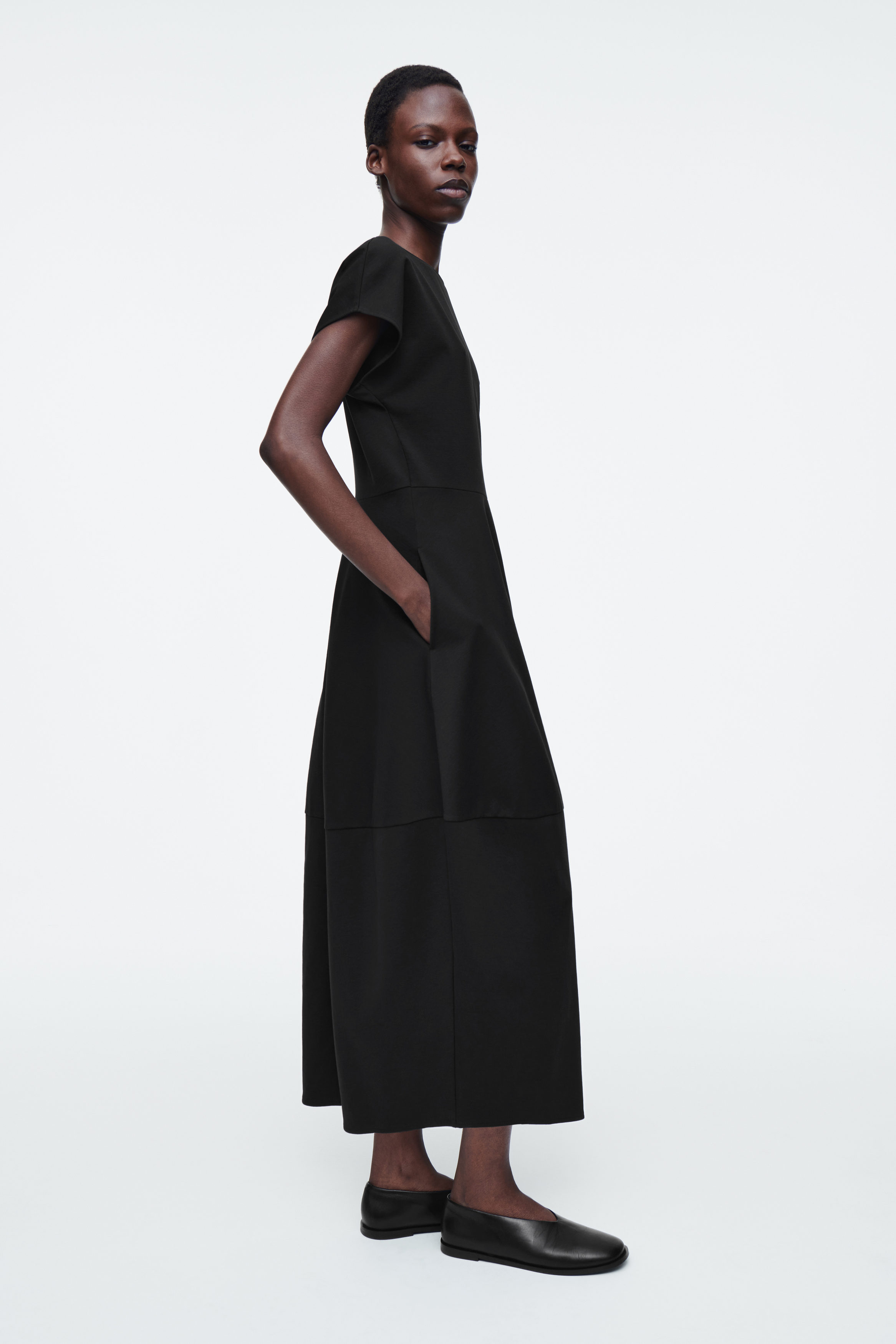 オールインワン・サロペット Peserico Classic Black Midi Dress Peserico Midi dress - Black - Women | E02415A01940579