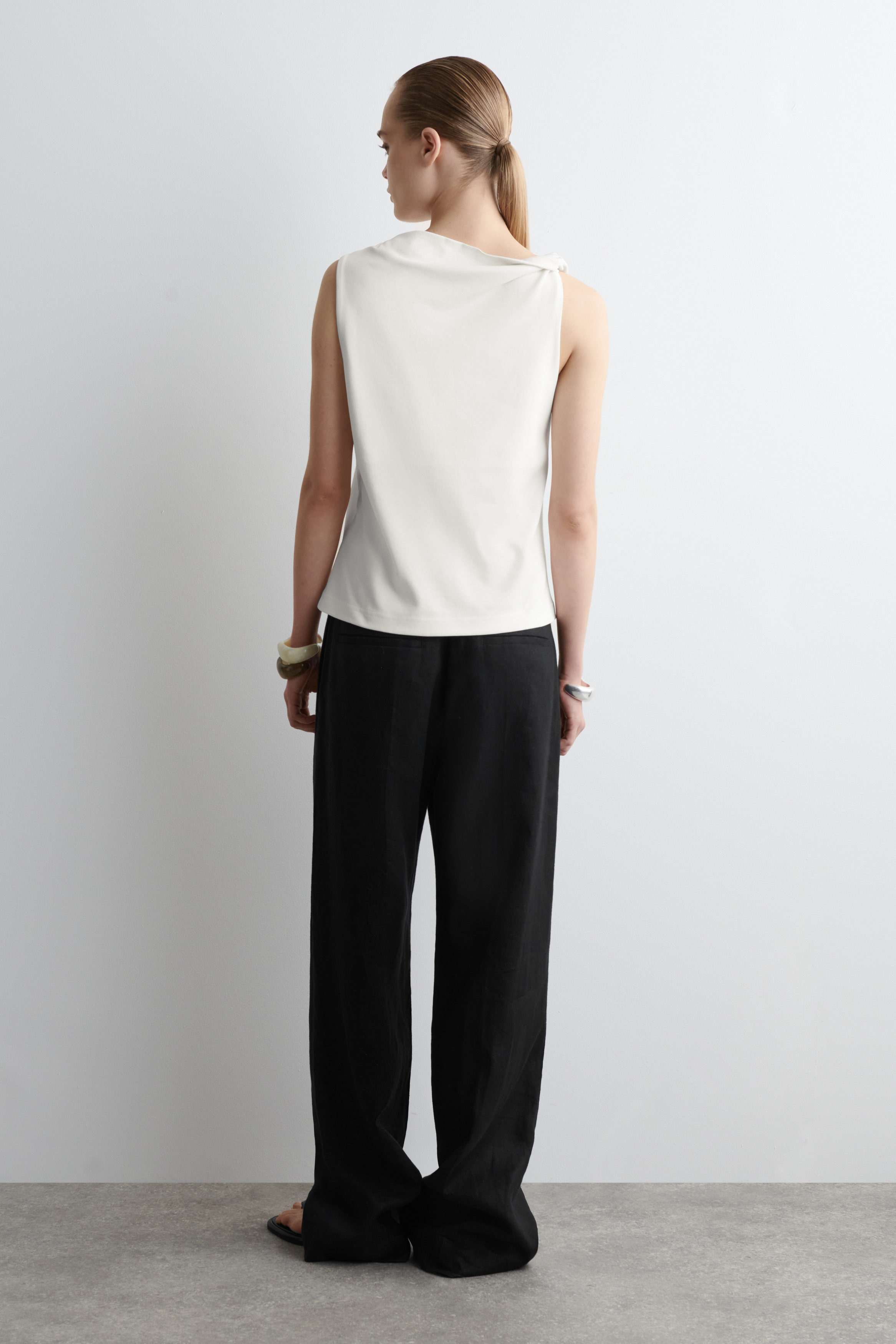 tシャツ TWIST TANK TOP レディース UA Women's Tech Twist Sleeveless