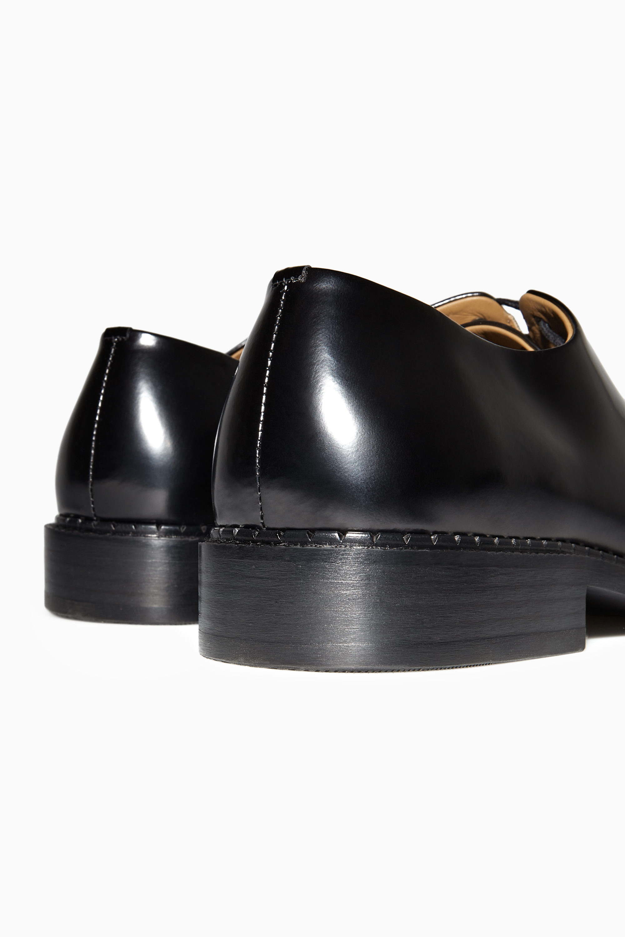 CP0402F-01 / Black【 フランス アノネイ社製ボックスカーフ